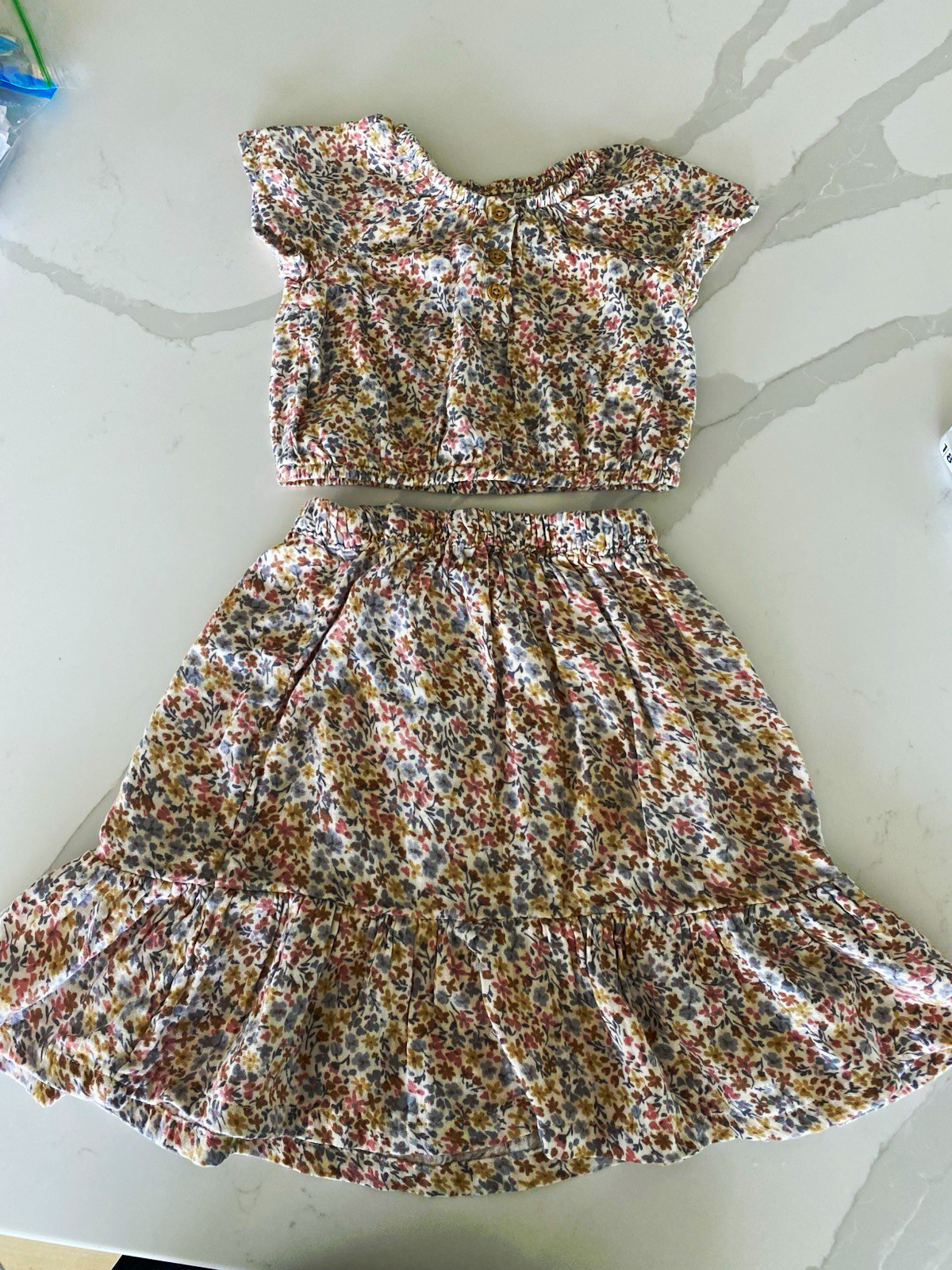Little Planet by Carter’s Girls 2T Floral 2pc Top & Skirt organic Cotton Set
