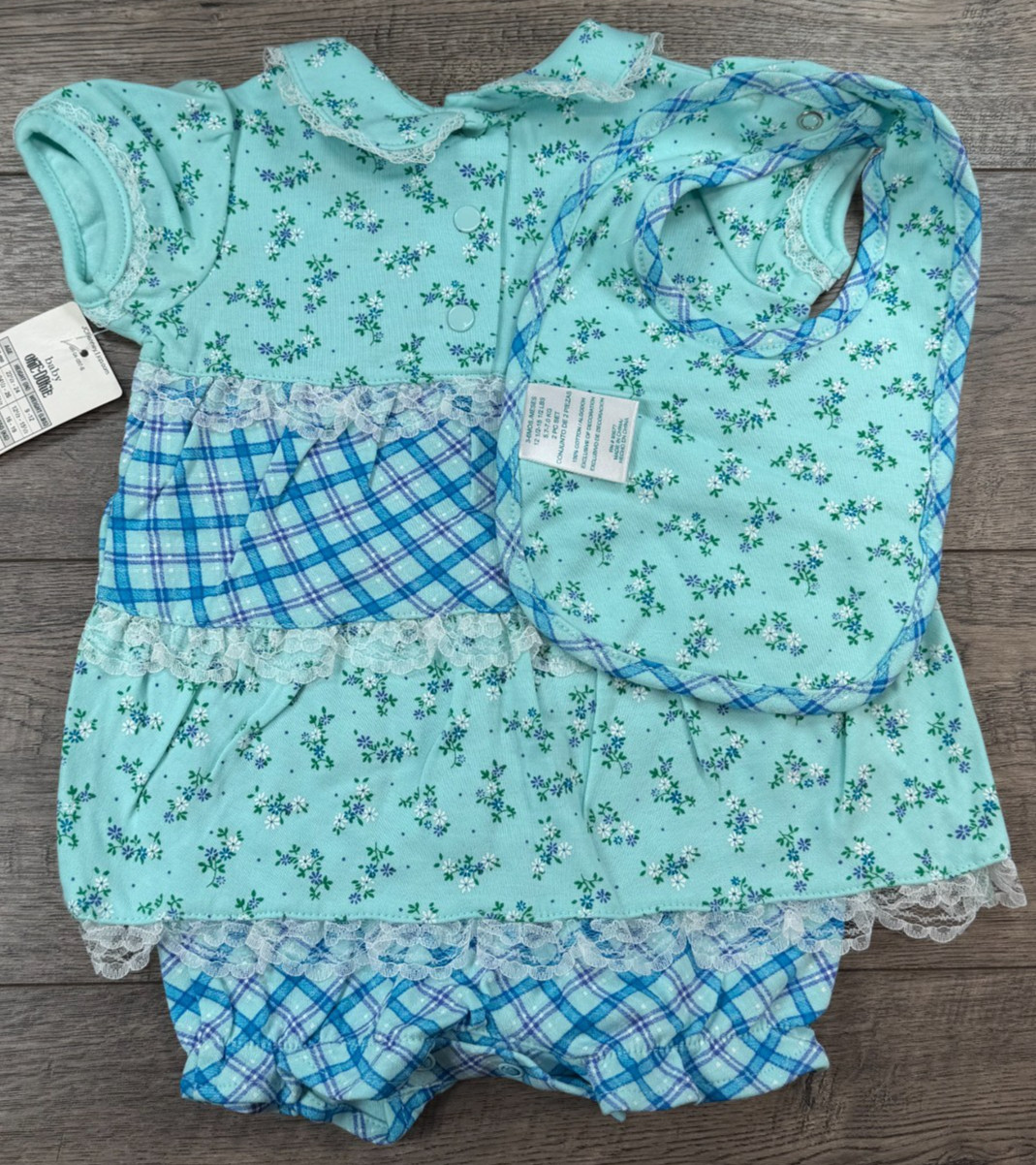 Baby Girl New Vintage Okie Dokie 3-6 Month 2pc Blue Floral Romper & Bib Outfit