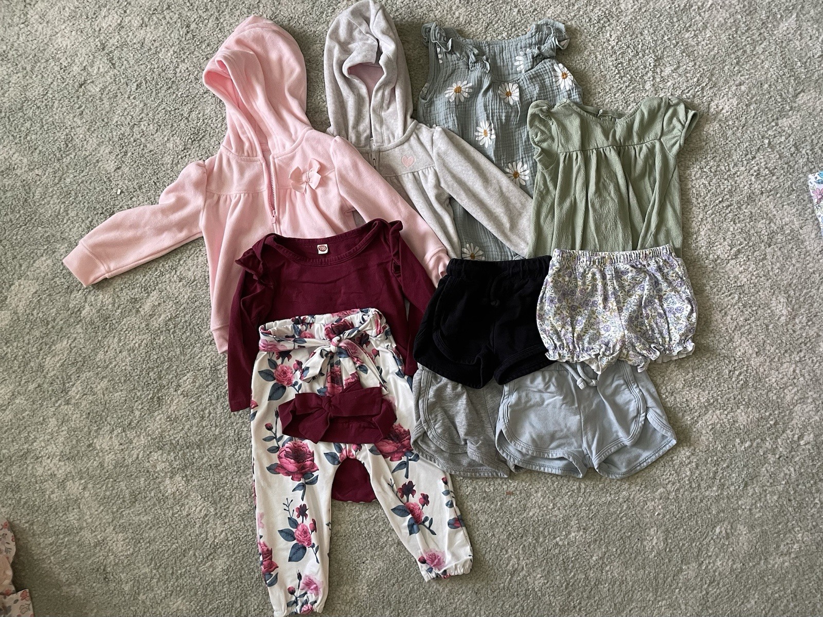 Lot of 12-18 Month Old Baby Girl Clothes. Simple Joys Carter’s