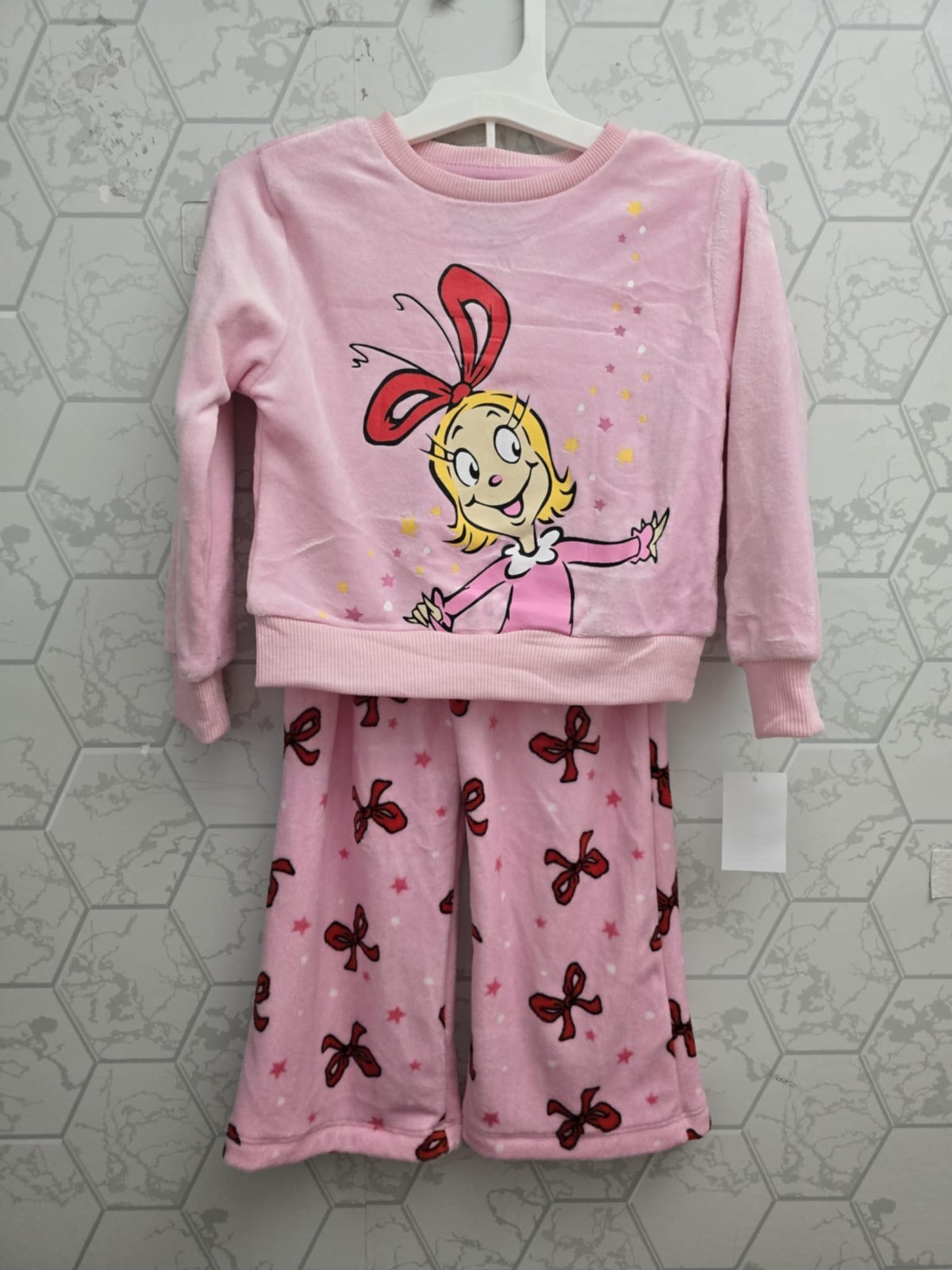 Nwt The Grinch Cindy Lou Who Girls Plush Velour Pink outfit, 18 Months