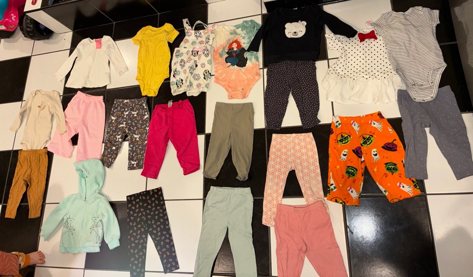 Baby Girls Lot Of 21 Pieces Size 12 Months Carters, Disney, Tops, Bottoms