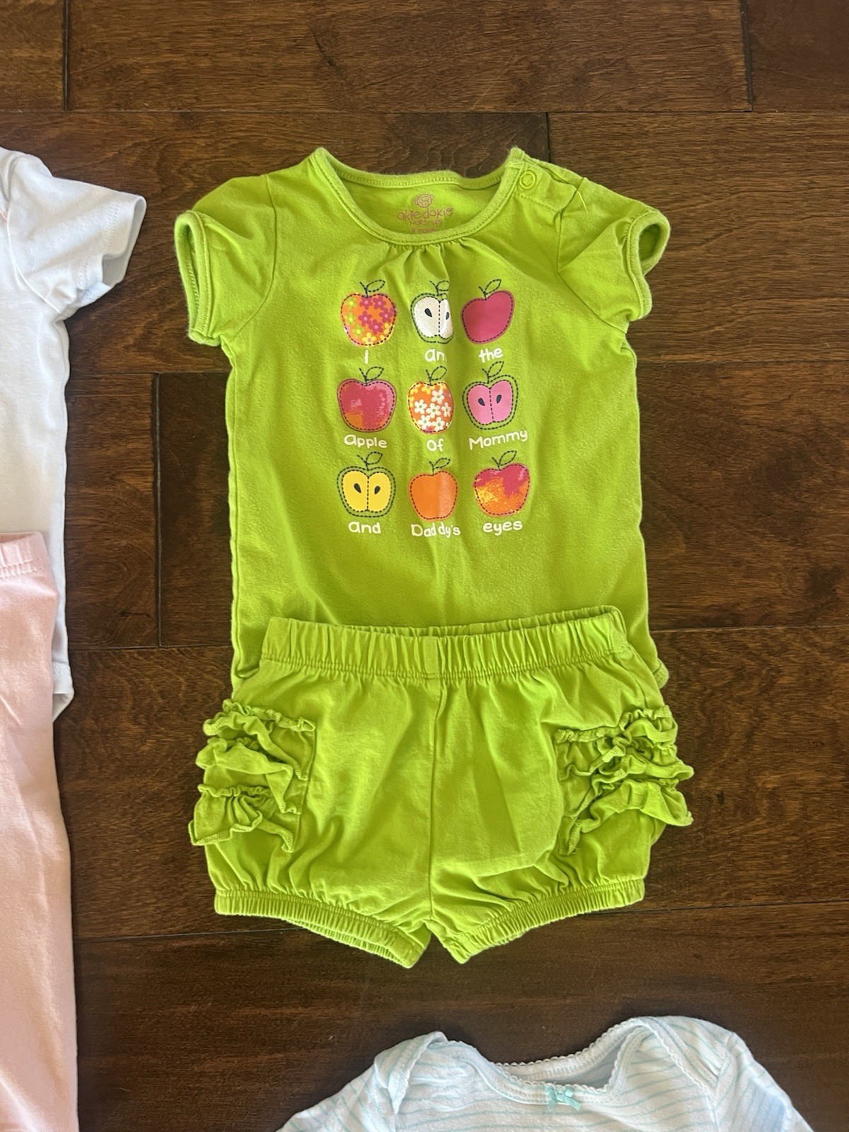 Carter/Okie-Dokie A Lot Of Four Complete Outfits Size 9 Months