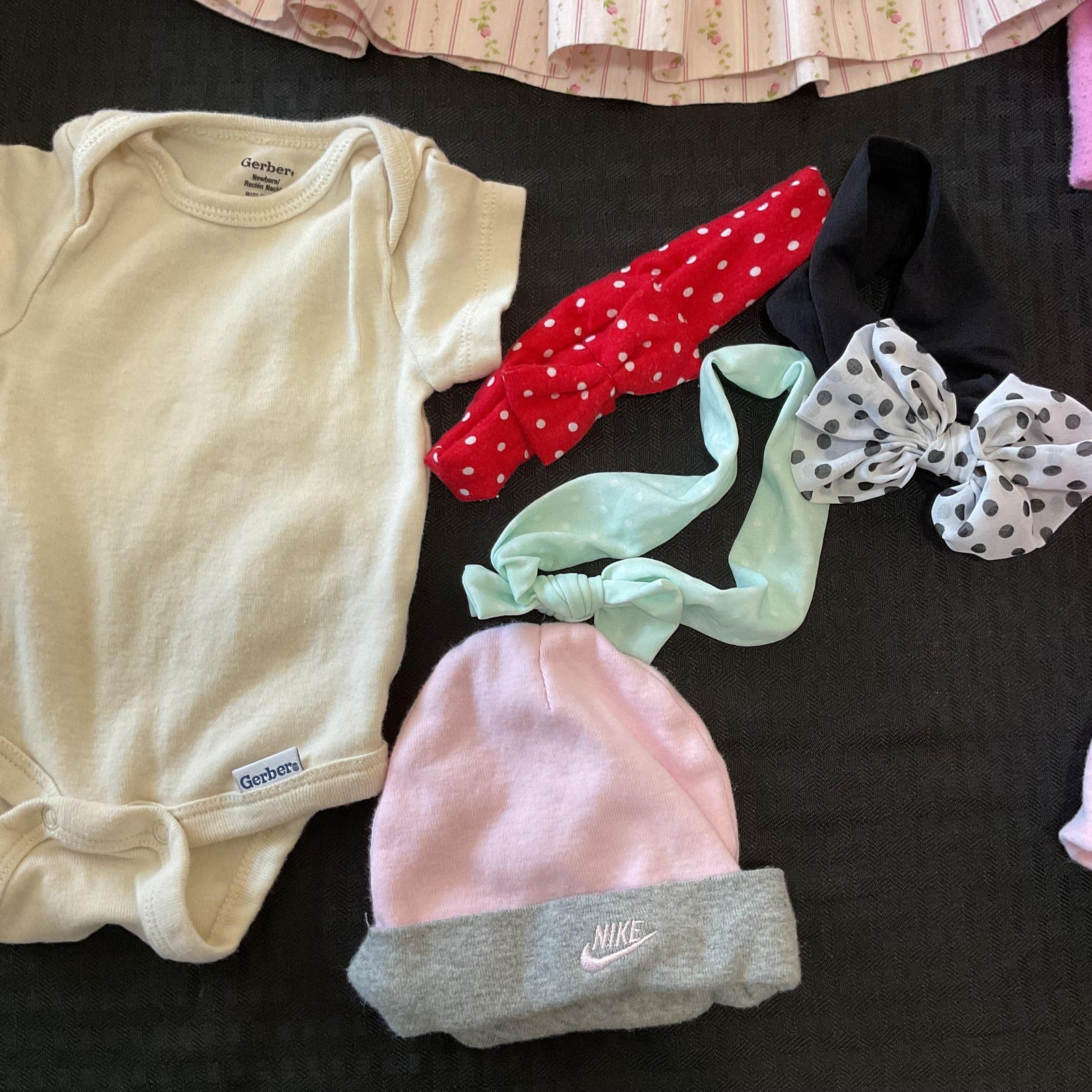 Mixed Brands 17pc Girls 0-3M Bundle Pink Floral Bunny Layette Blankets