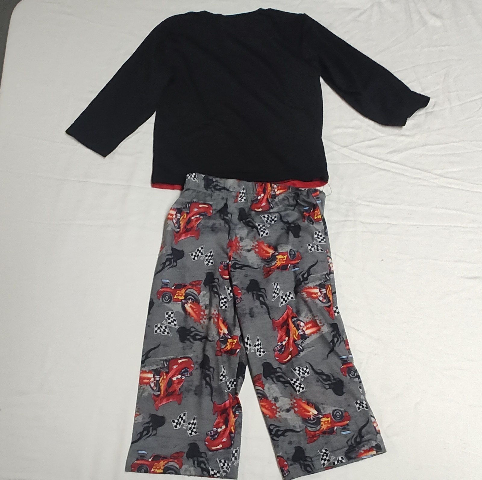 Kids Disney Cars Pajamas Boys 2T Set Lightning McQueen G12
