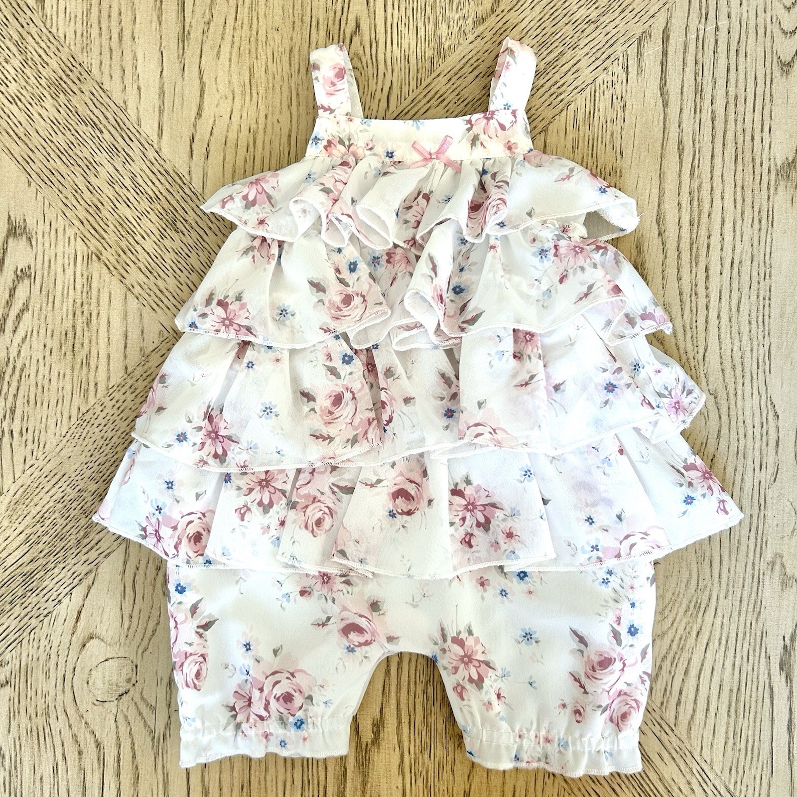 Edgehill Collection Baby Girl Size 6mo Pink One Piece Romper Chiffon Ruffles