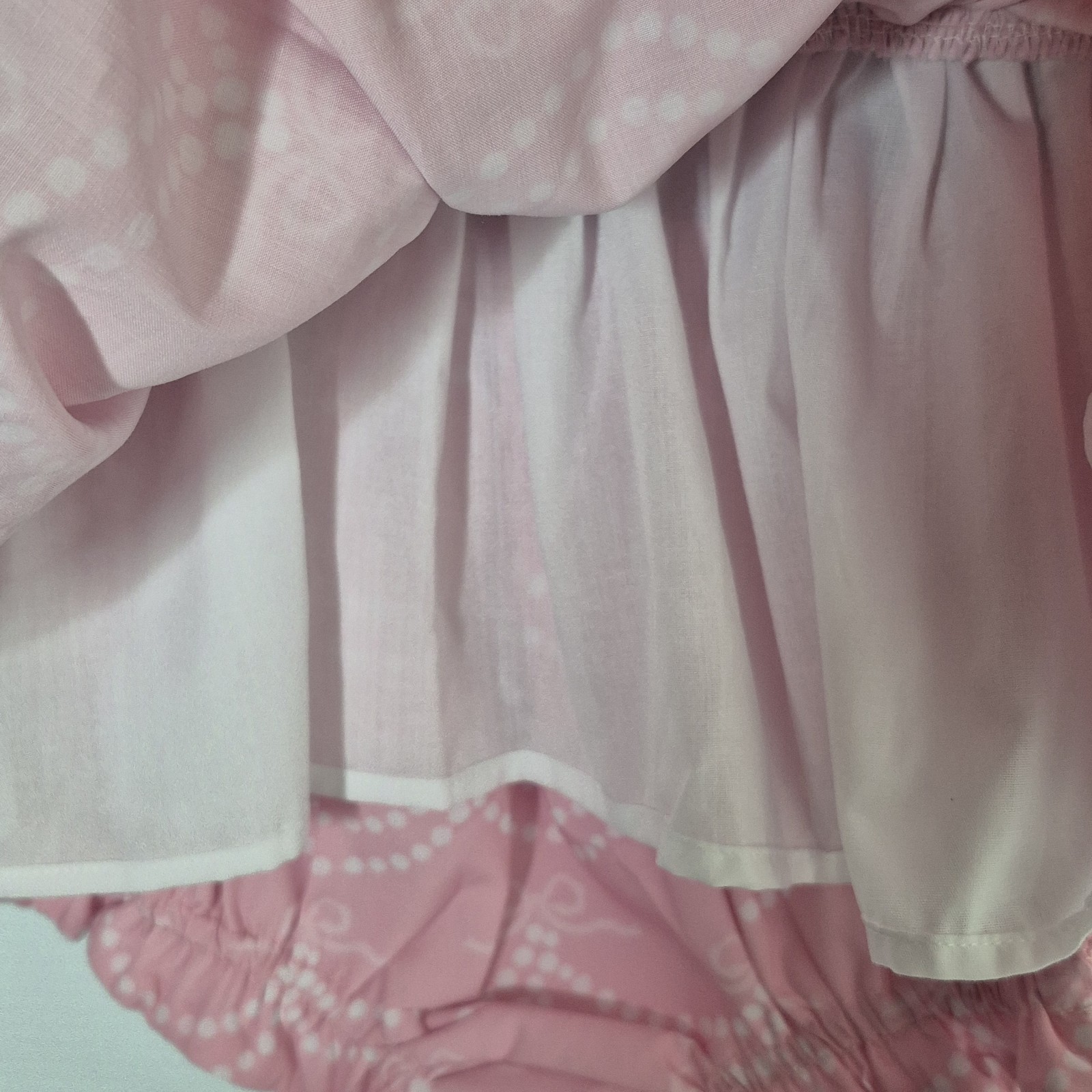 New Boutique Savannah Smocks Two Piece Bloomer / Short Set Size 2T Bows Lace