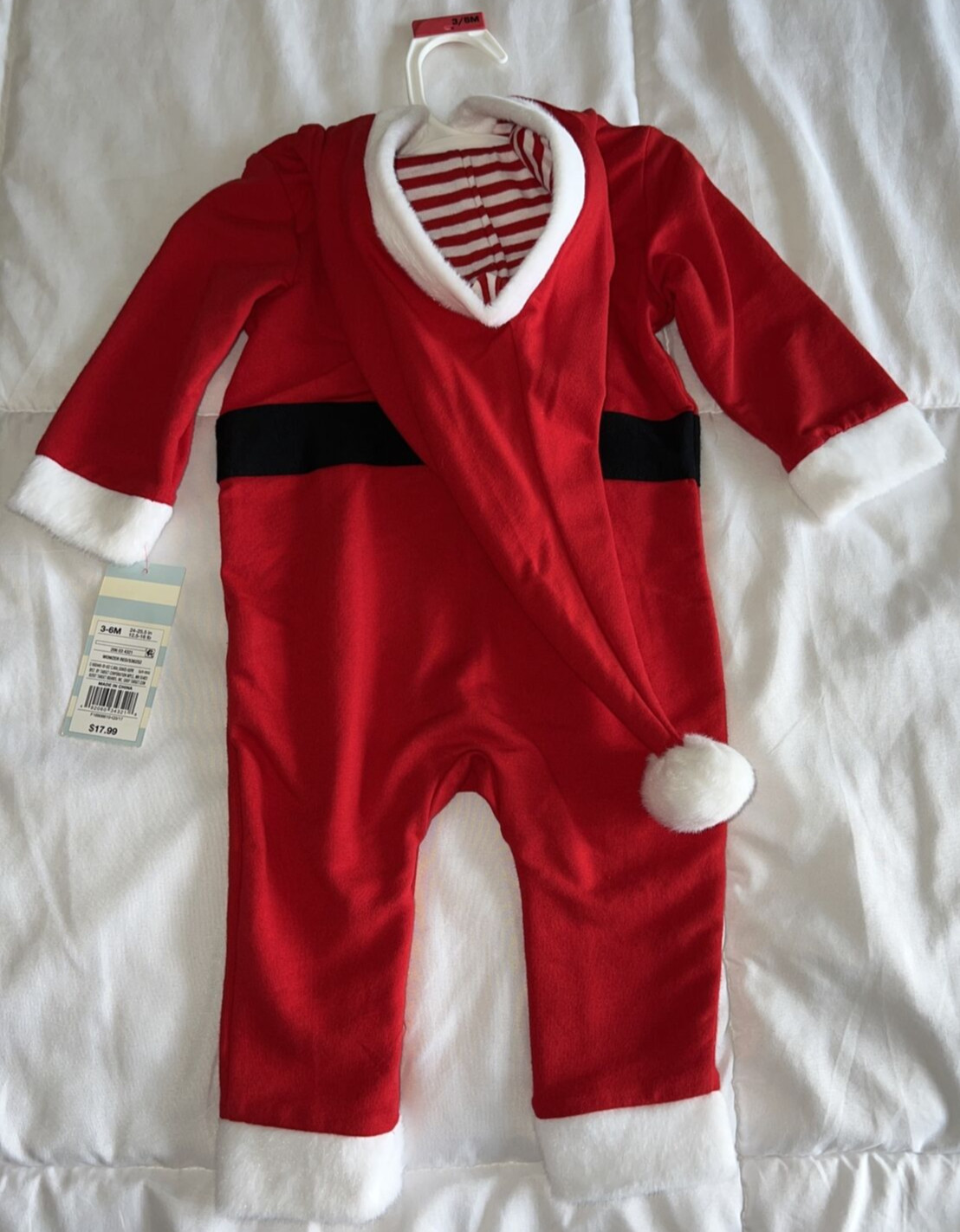 NWT Cat & Jack Baby Infant Boy’s Red Santa Holiday Hooded Romper 3-6 months