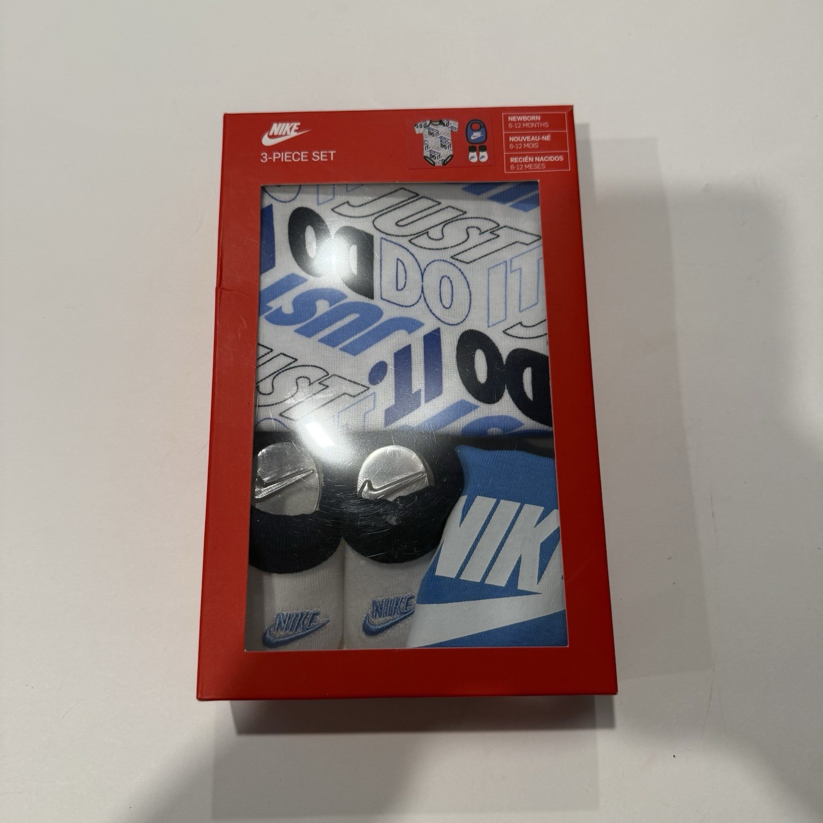 Nike Baby Bodysuit Set 6-12 Months Just Do It Blue Boy Gift Set Bib Socks Infant