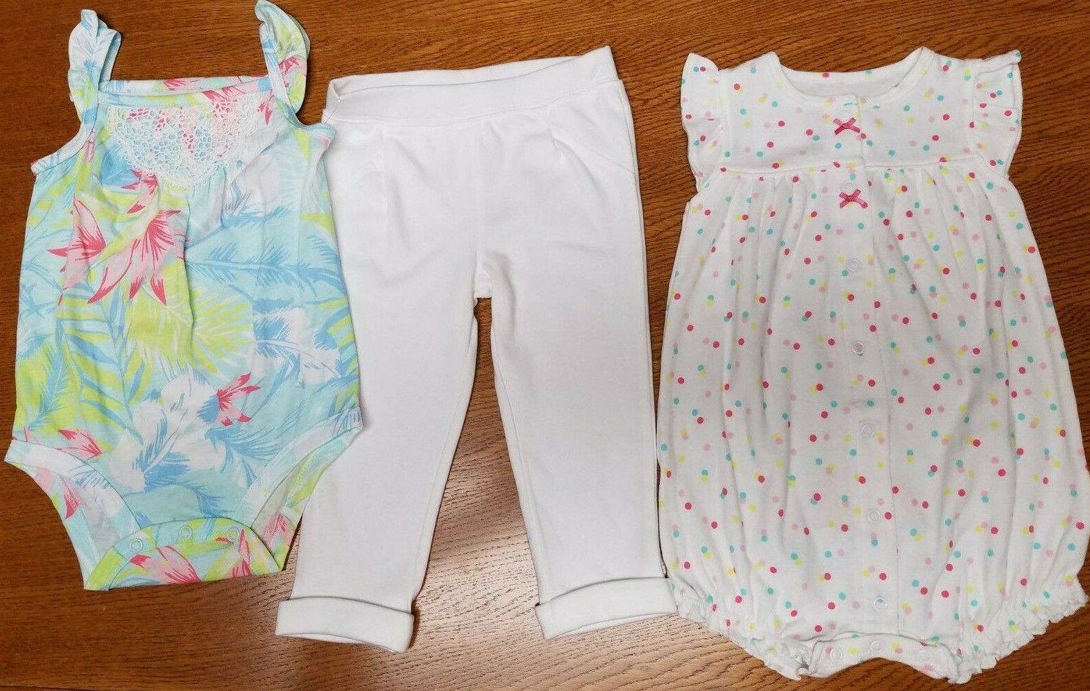 Baby Girl Carter’s Outfits Size 12 month 1 Romper, 1 Two Pc Pants Summer New