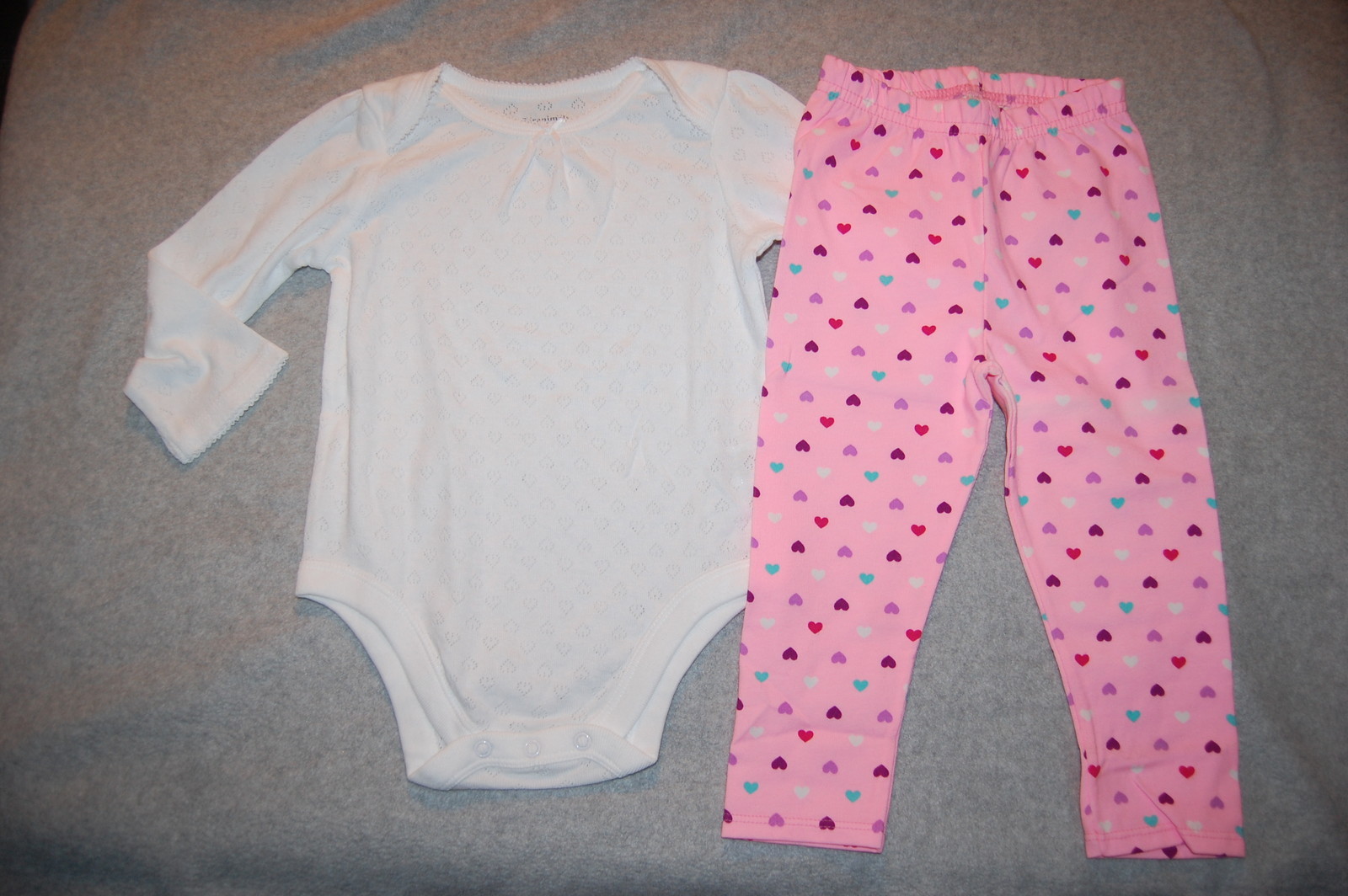 Baby Girls Outfit L/S WHITE SHIRT Textured PINK LEGGINS Aqua Purple Hearts 24 MO