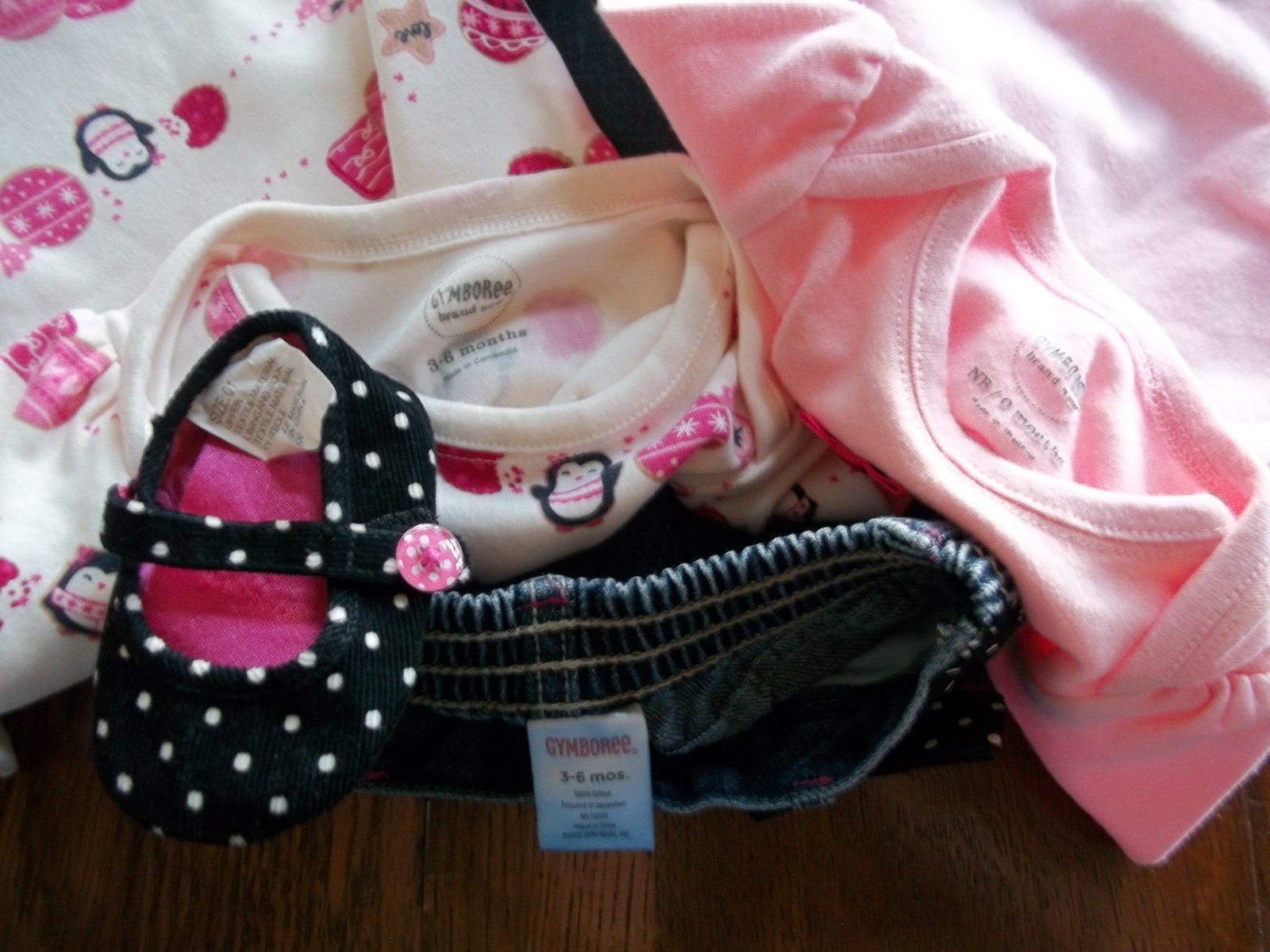 Gymboree ’09 Polka dot Penguin jeans shoes brand new baby bodysuit 0-3 3-6