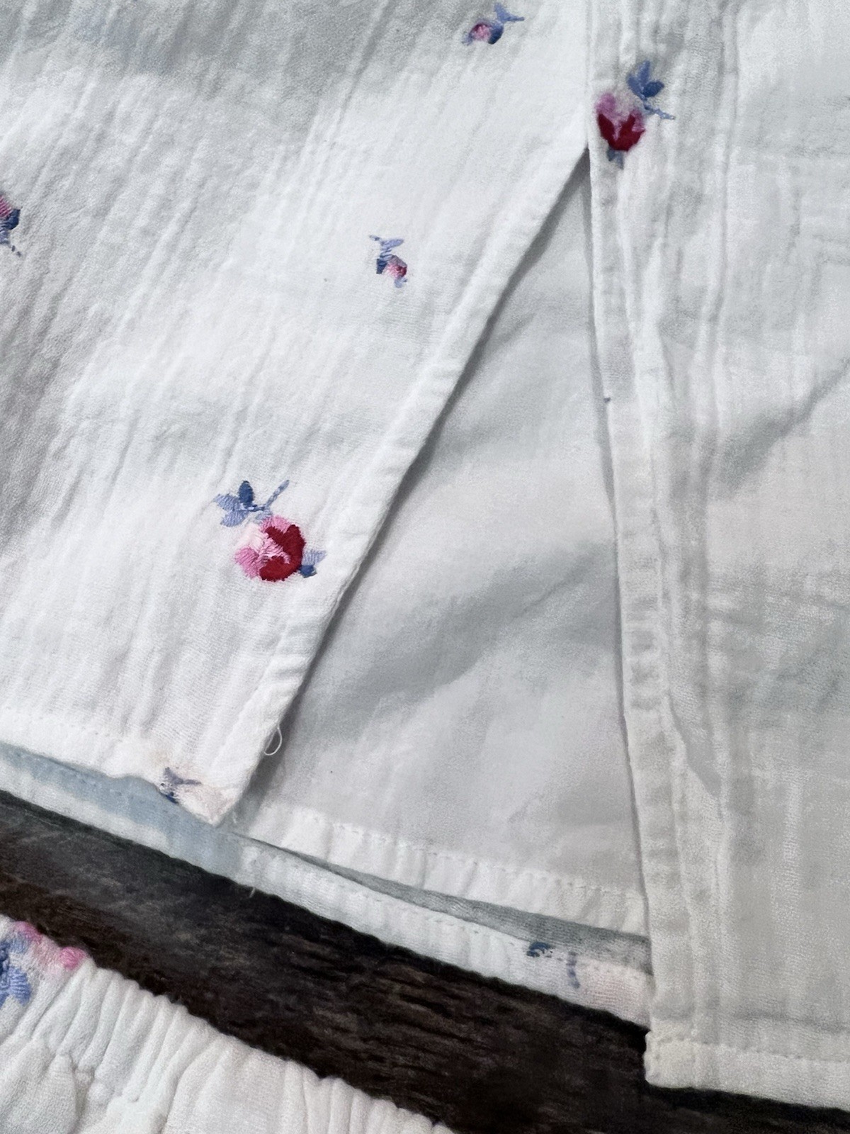 Baby GAP Crinkle Gauze Outfit Set Sz 18-24 M, White, Embroidered Flowers