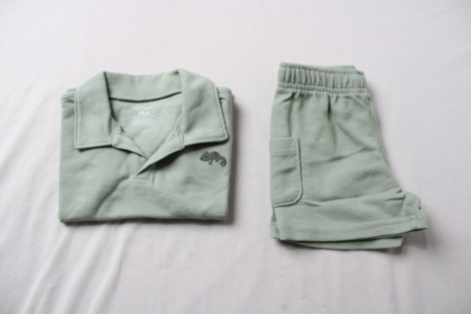 Carter’s Baby Boy’s 2-Piece Top & Short Set BL1 Olive Green Size 18M NWT