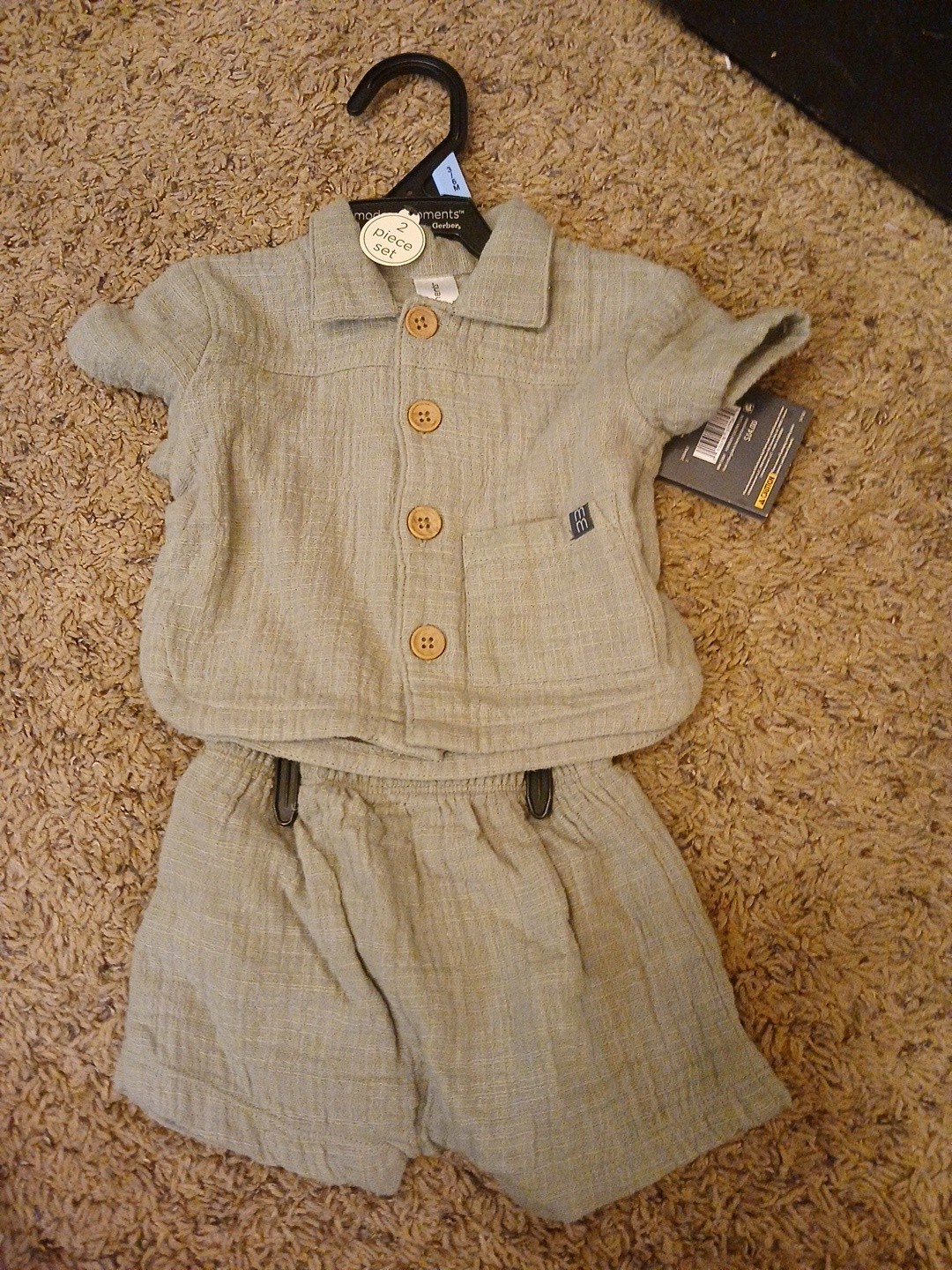Gerber Baby Infant 2-Piece Outfit Size 3-6 Months Light Green And Beige Lot 2