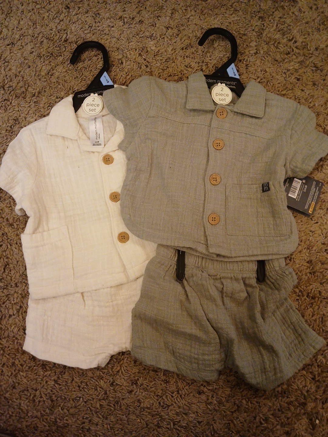 Gerber Baby Infant 2-Piece Outfit Size 3-6 Months Light Green And Beige Lot 2