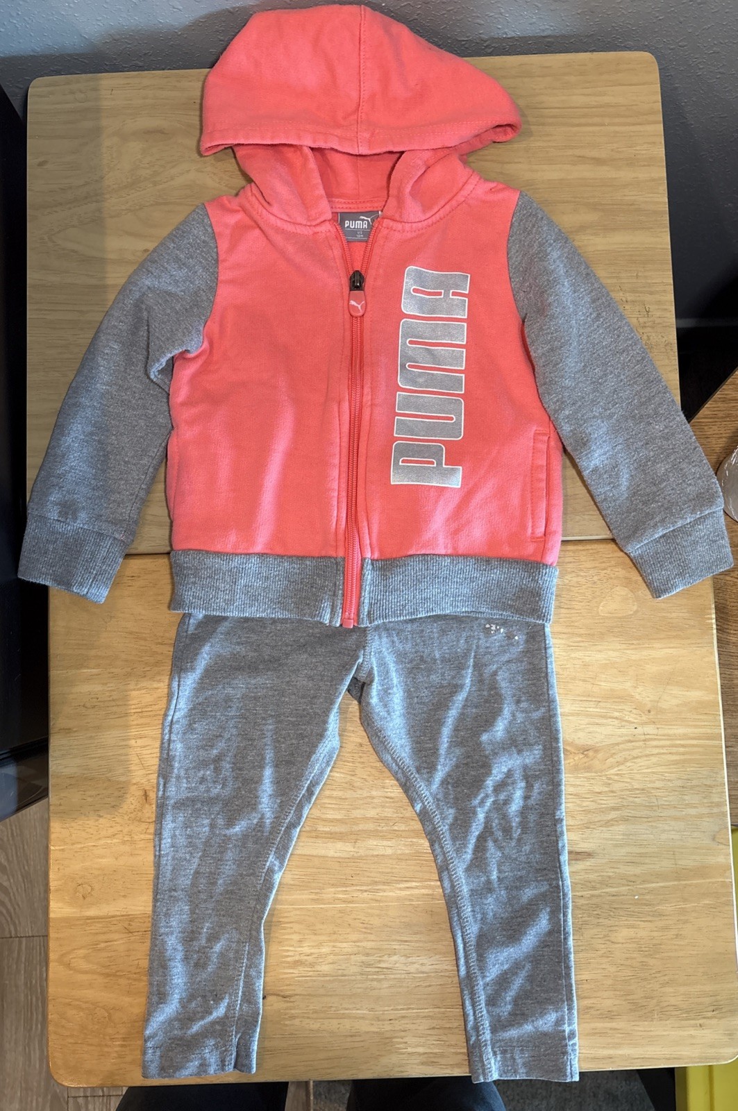 PUMA Toddler Girl 2pc Zip Jacket Jogger Sweatshirt Pant Set Size 18M Pink/Gray
