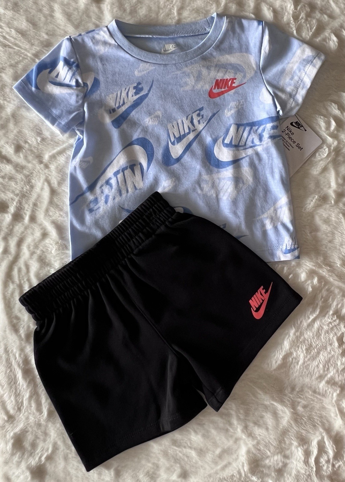 NIKE Sportswear Baby Boy’s Shirt and Shorts Outfit, 2-piece set