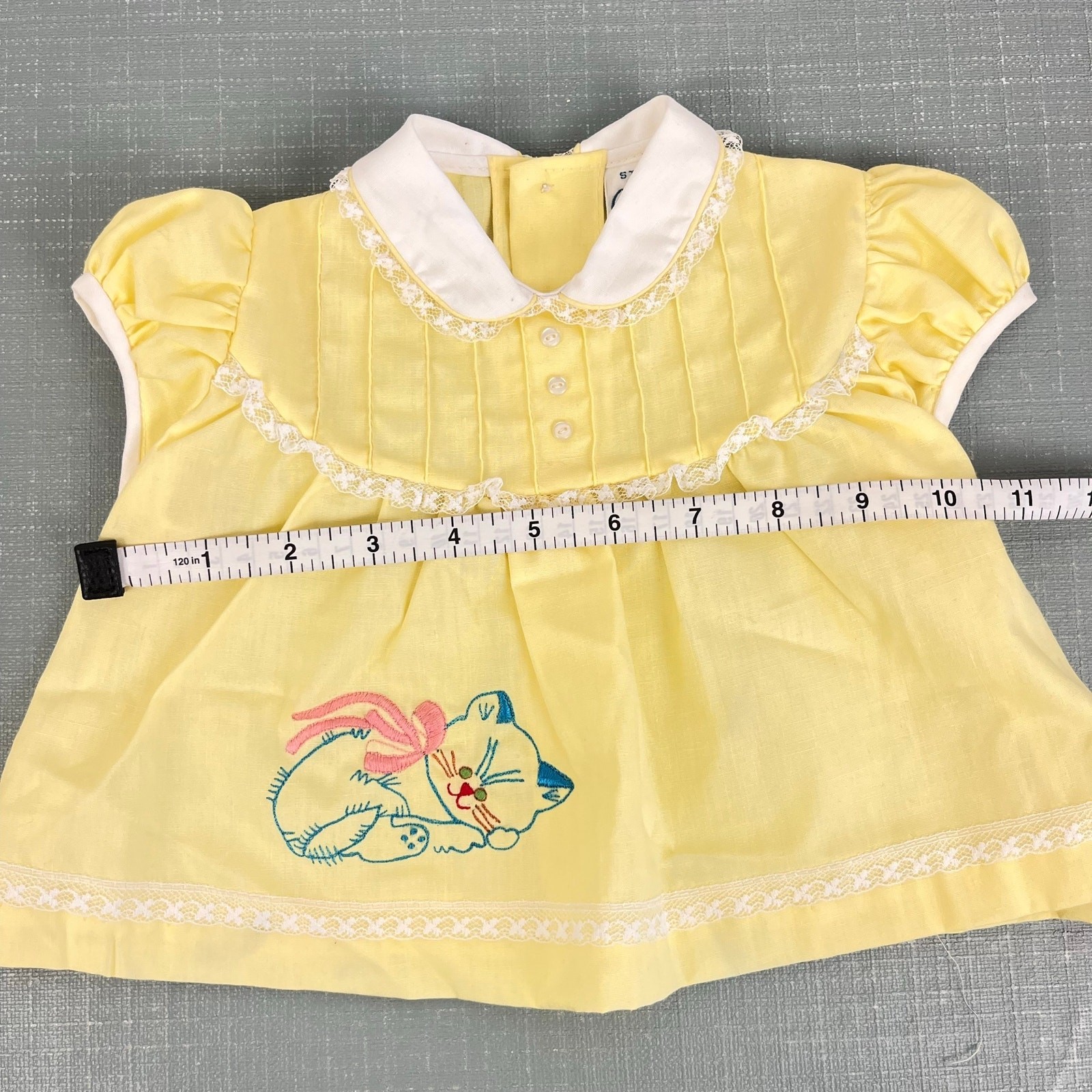 Vintage Cradle Togs Embroidered Cat Yellow Dress Set Lace Ruffle Small NWOT