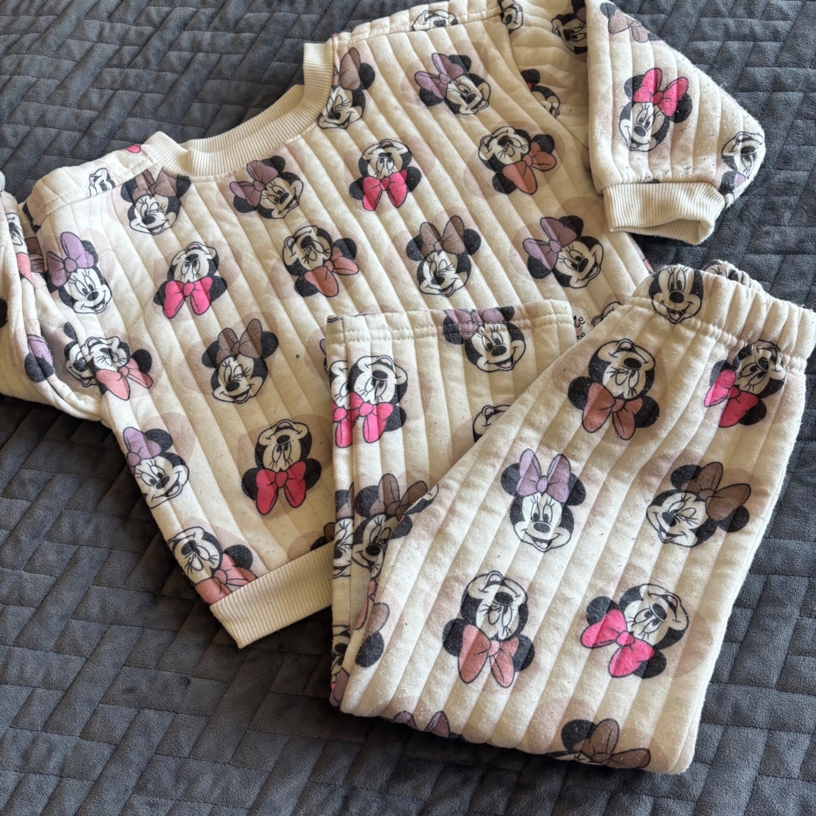 Disney Minnie Mouse Girls 3T Quilted Sweatshirt and Pants Set Cream Pink RN15517