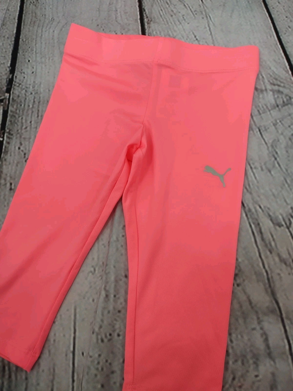 NWT! GIRLS PUMA OUTFIT SIZE 4T SUPER CUTE!