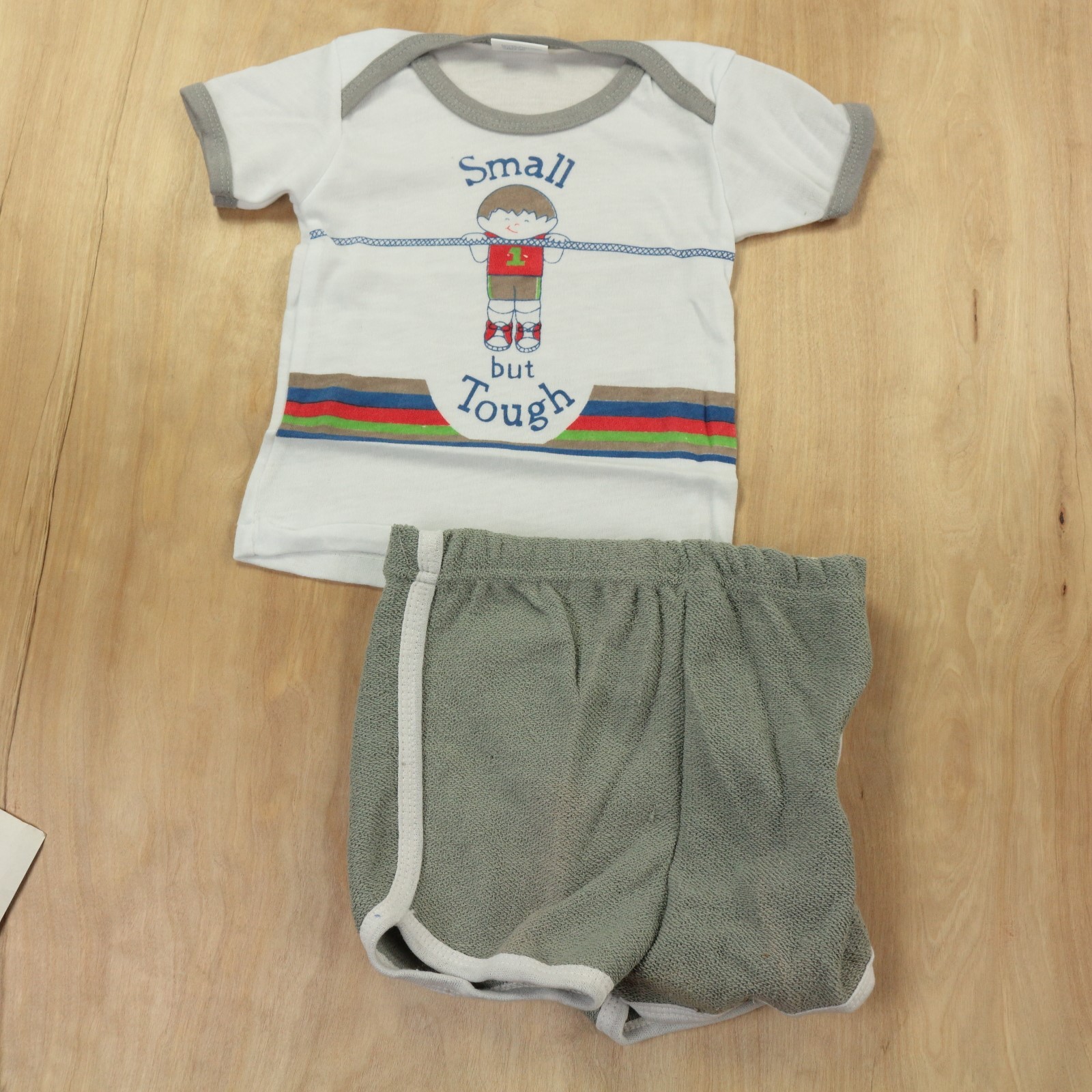 vtg 70s 80s baby set 9/12 Months small tough pajama outfit shorts esence retro