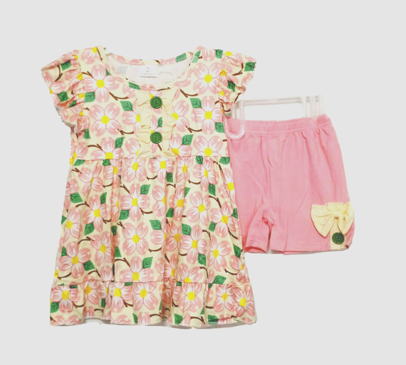 New Boutique Floral Shorts Set Size 3T Bows Flutter Sleeve Buttons Pink Ruffle