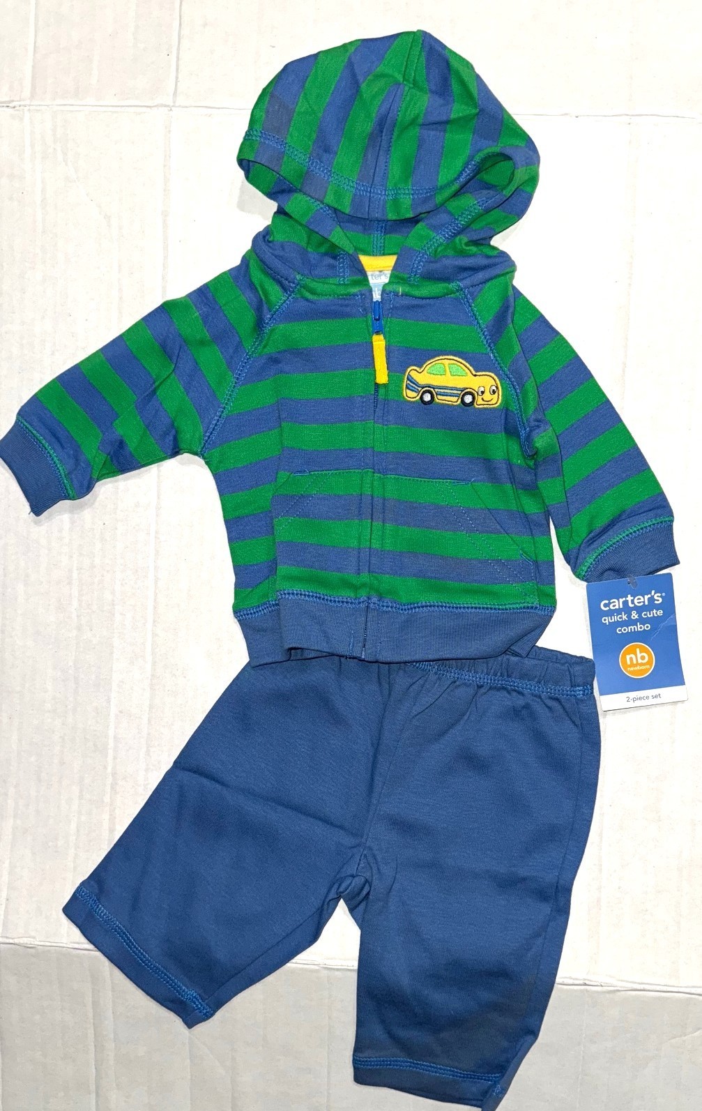 CARTERS 2 piece set green/blue CAR motif size NEWBORN