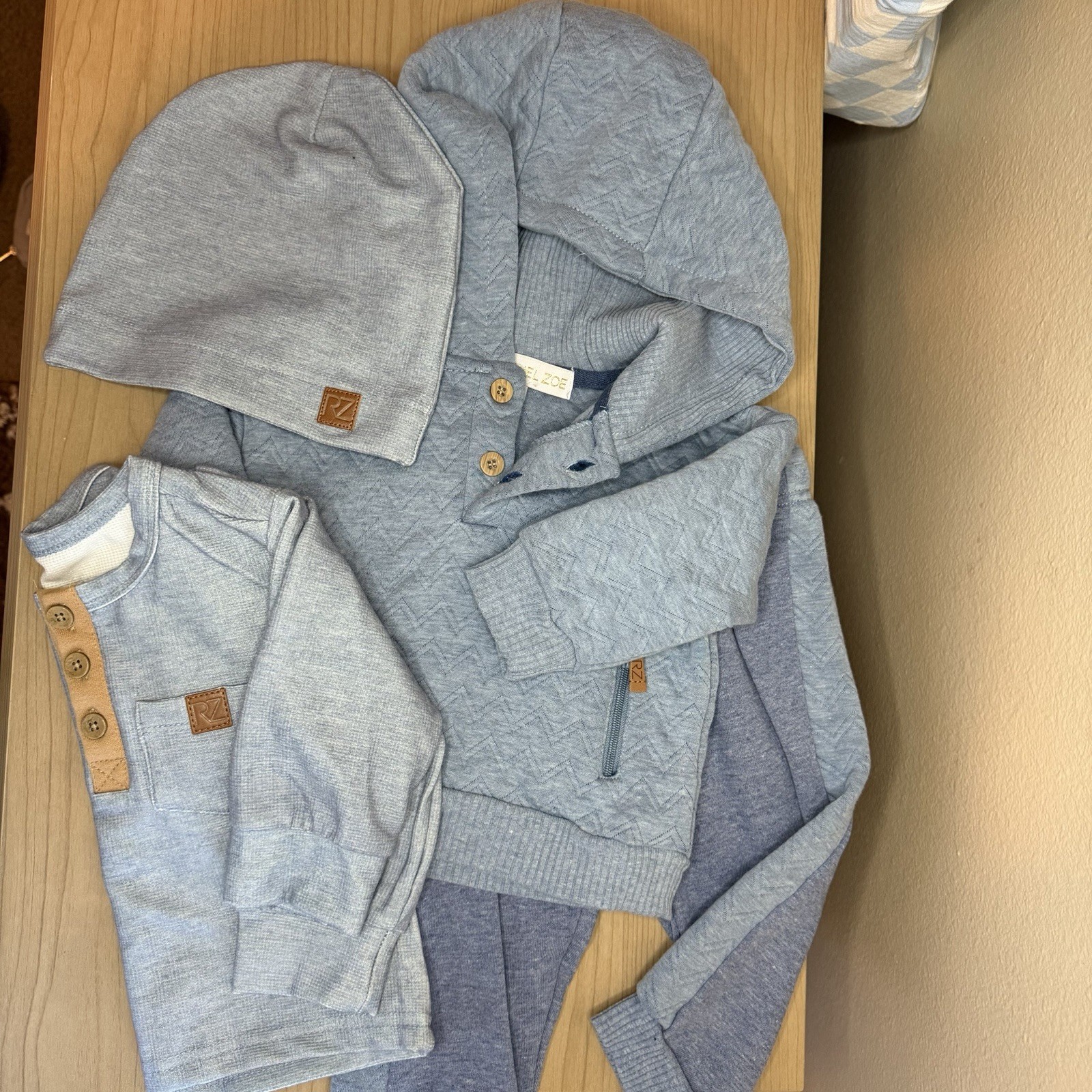 NWOT 4 Piece Rachel Zoe Boys Hoodie/Shirt/Pant/Hat 9-12Mo Blue Sweat Suit