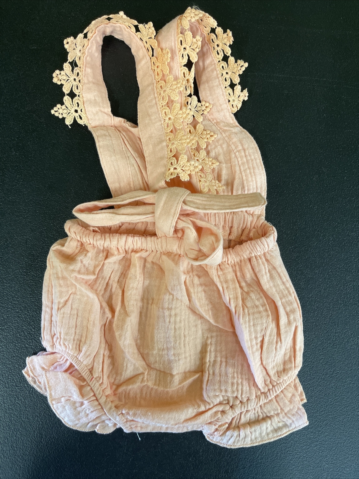 Baby Girl Spring/Summer Peach Romper. Size 6-12 Months