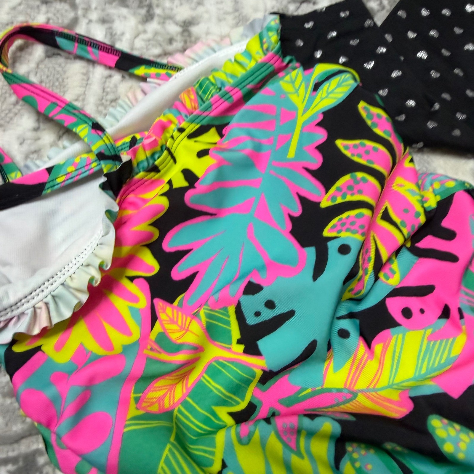 Cat & Jack Girls Lot 2pc 2T Toddler 24M Tropical Swimsuit NWT and Heart Leggings
