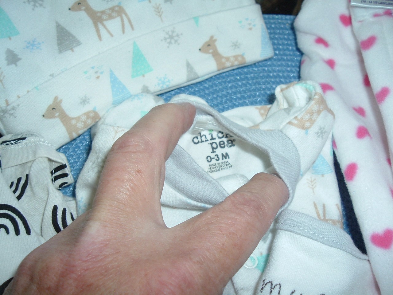 Baby clothes 0-3 month size various makers 28+pieces all excellent condition