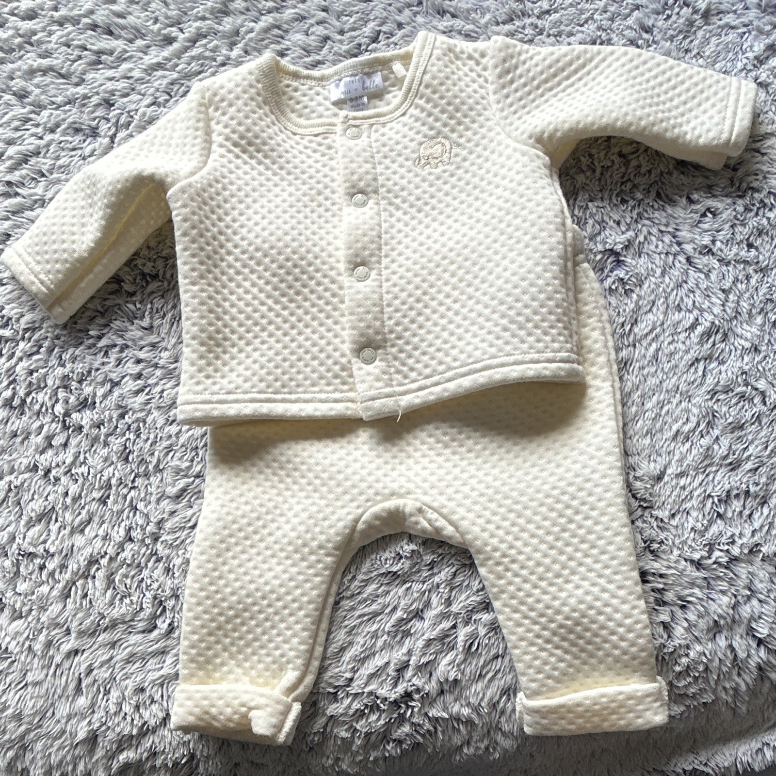 Trés beau et belle 2-Piece Ivory Jacket & Pants Set Elephant 0-3M Cotton Knit
