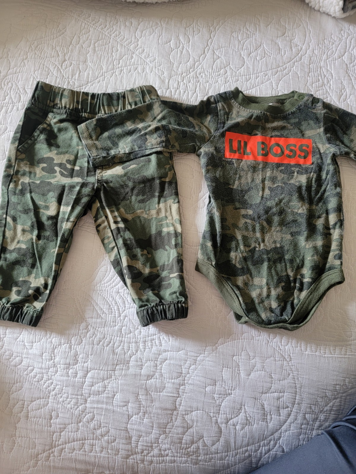 Camouflage Outfit Size 6 to 9 Months Baby Boy
