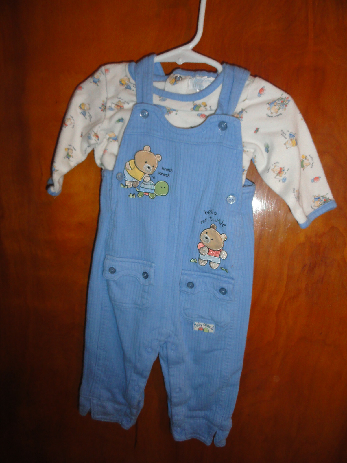 2 PIECE OUTFIT BY BABY GRAND-SIZE 3/6 MONTHS
