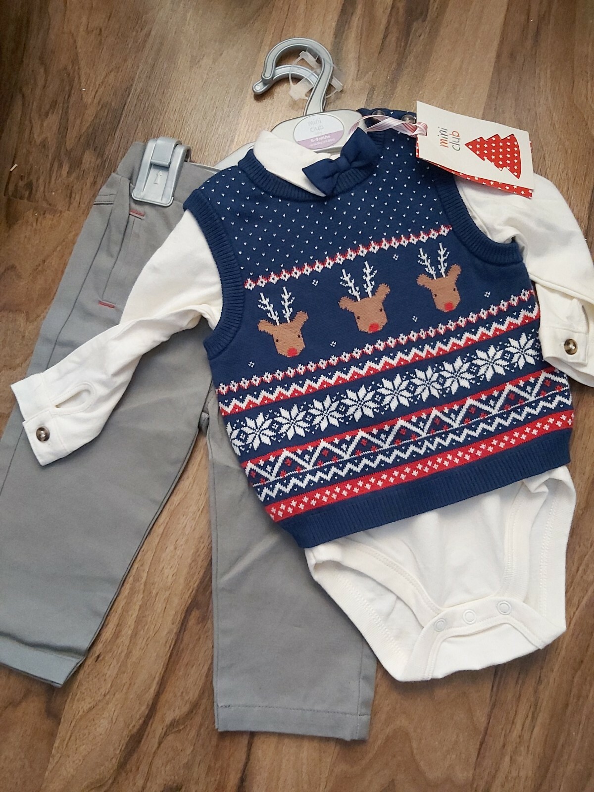 BNWTH Mini Club Baby Boys 6-9M Christmas set4 *trawsers*Babygrow*vest* Bow Tie*
