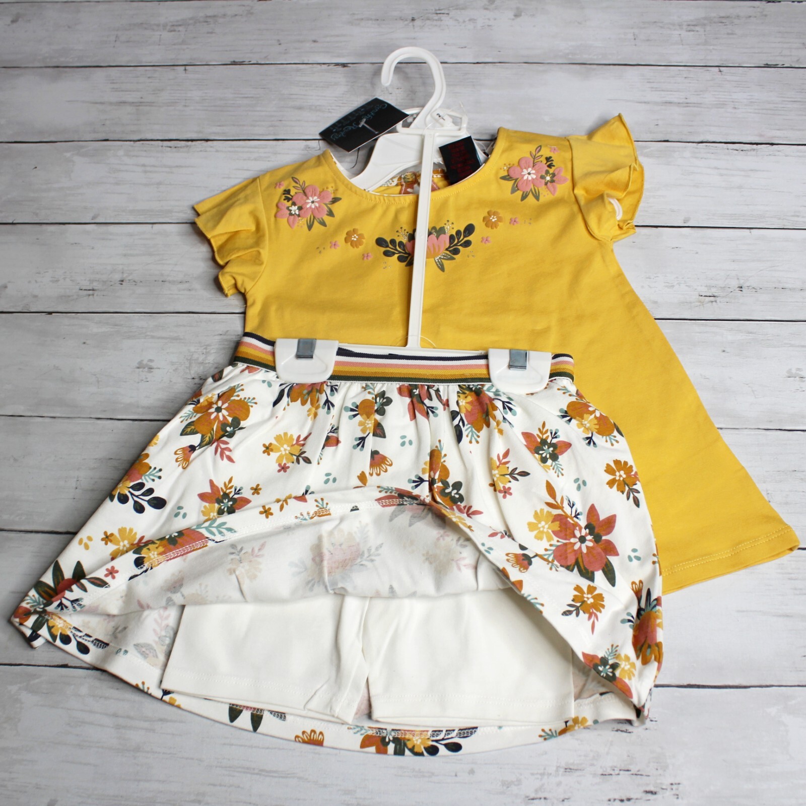Cynthia Rowley Girl’s Top Skirt Skort Set Size 4T Yellow Pink Floral Shorts
