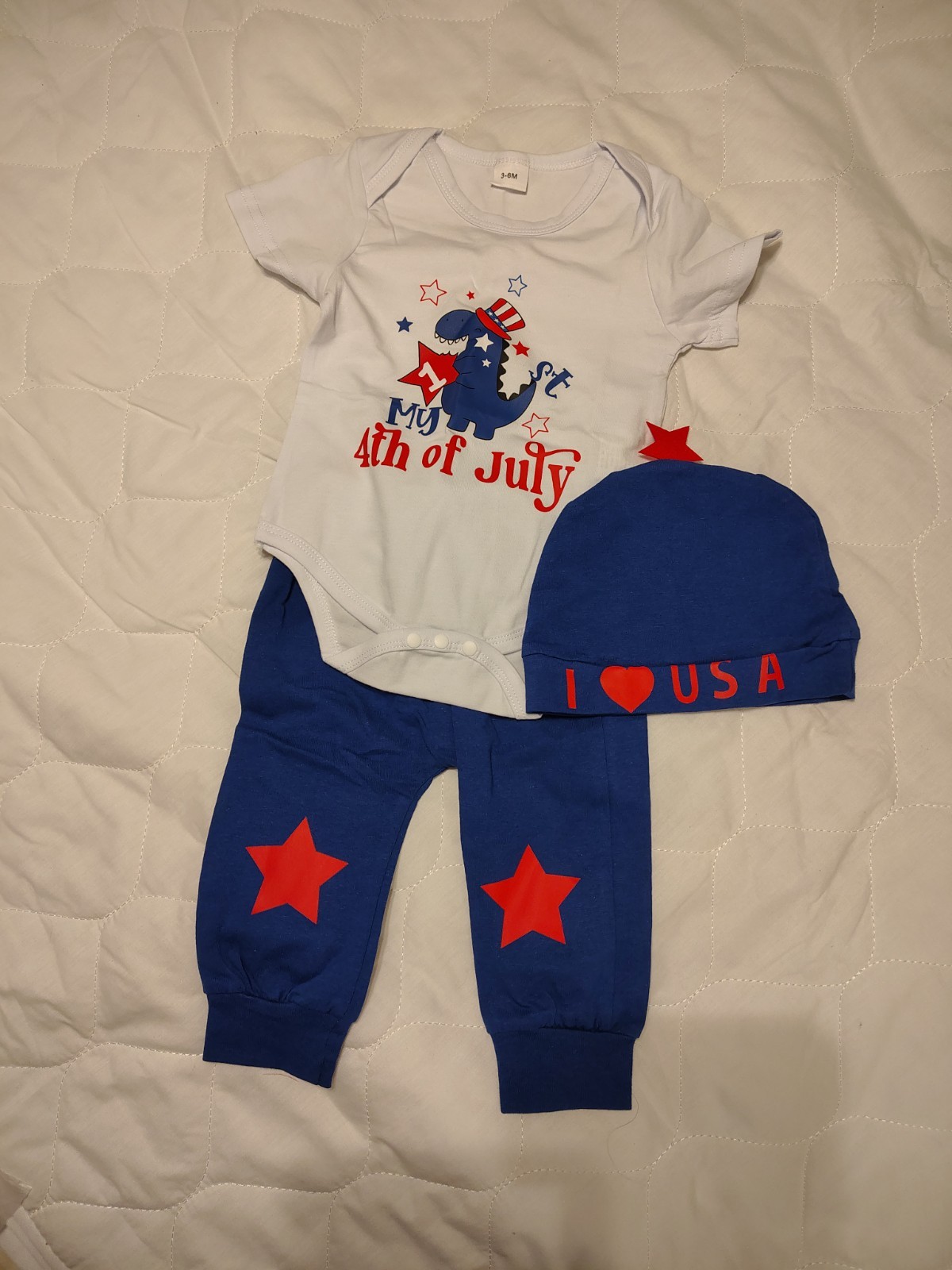 3-Piece Patriotic Dinosaur Baby Outfit Set White/Blue/Red Cotton