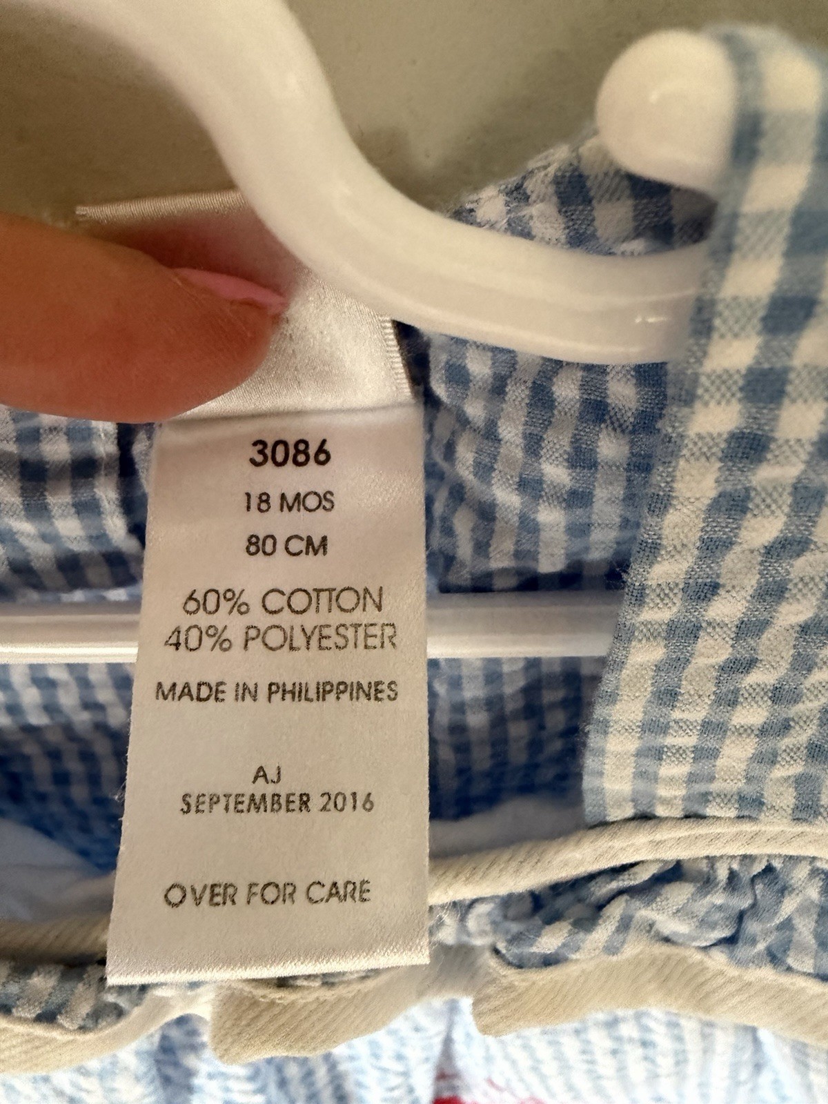 ZU Girls 18M Gingham Seersucker Lobster 2pc Set (minor flaw, see description)