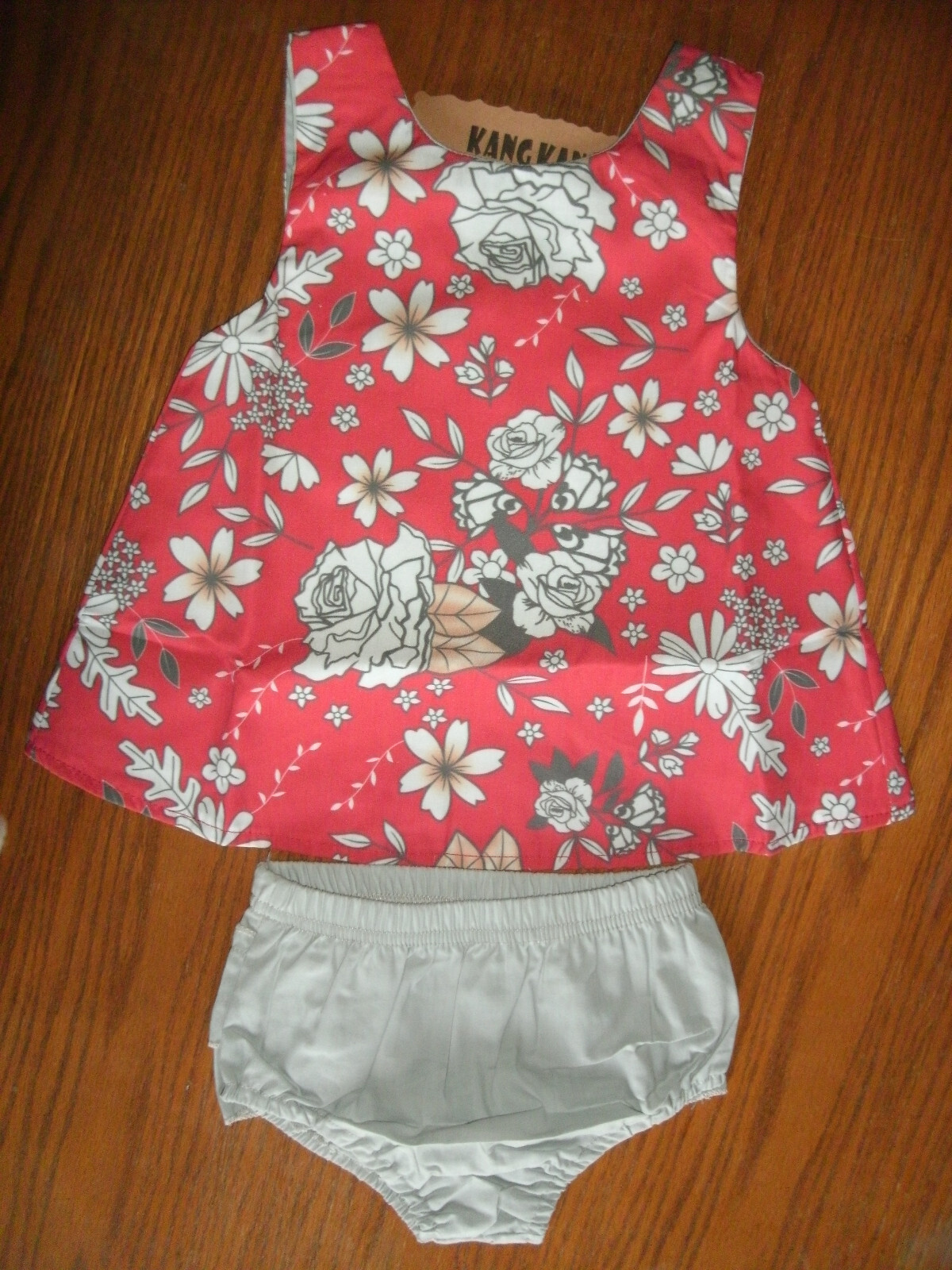 NEW Girls Floral 2 Pc Outfit sz 12 mo-3T sleeveless tank top & ruffle bummies
