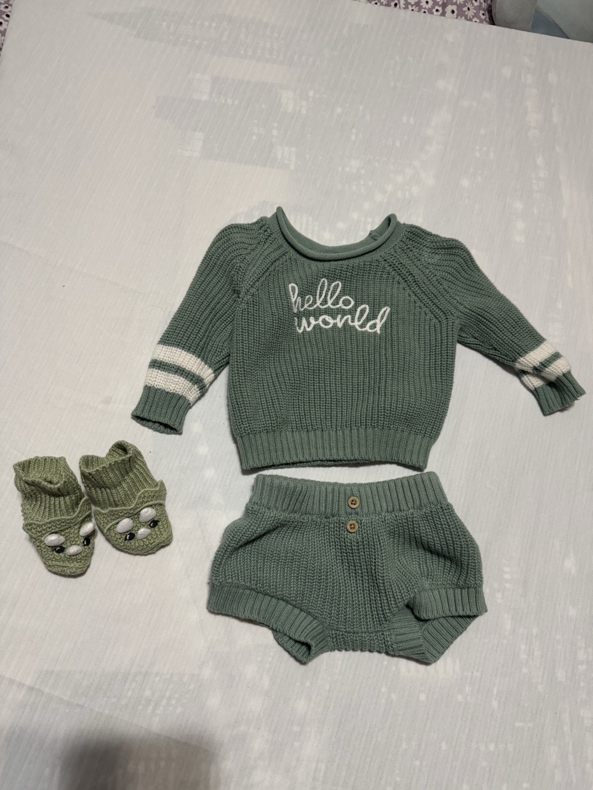 Cloud Island 0-3M 100% Cotton Green Knit Sweater & Shorts Set Hello World
