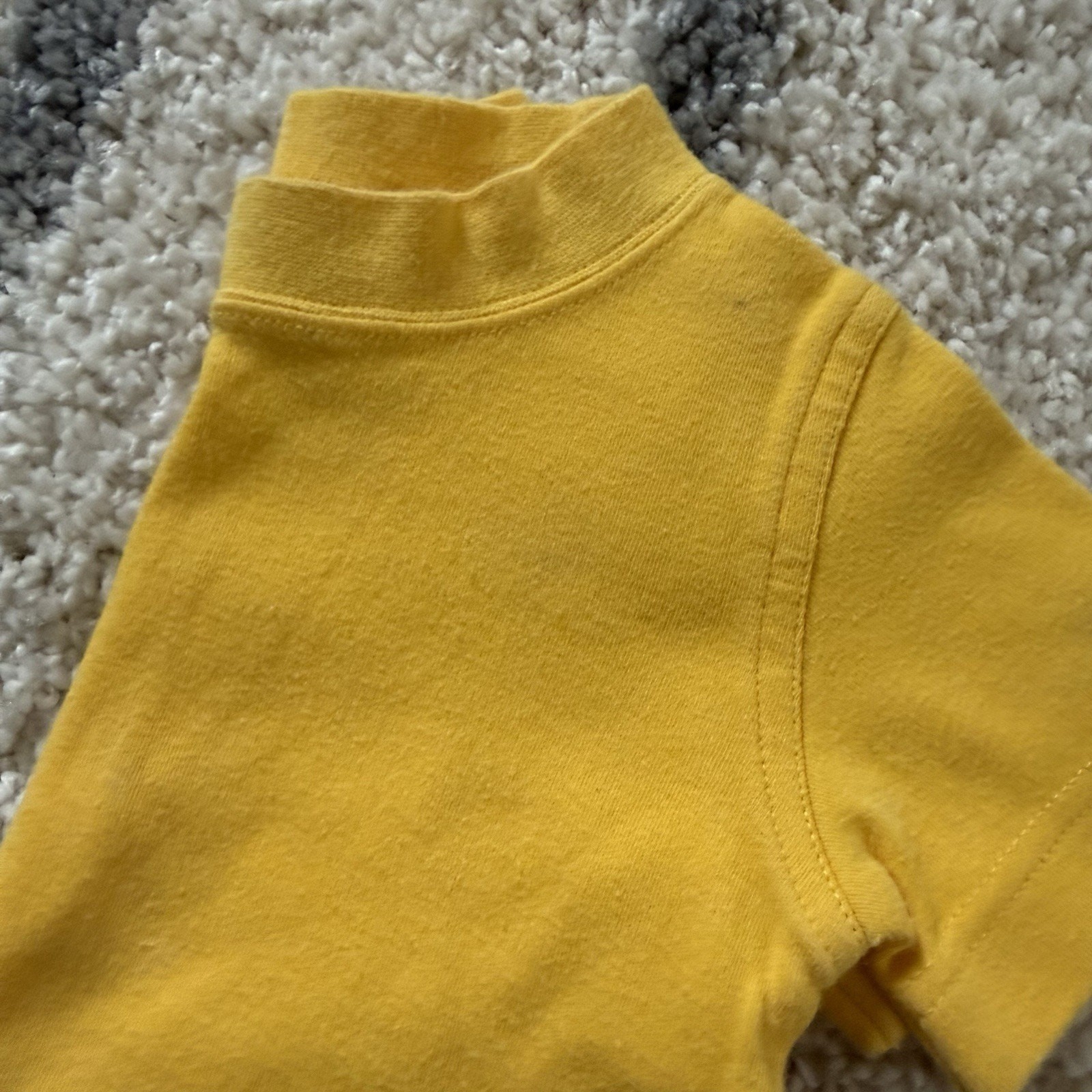 Vtg Gymboree 12 Months XS Yellow Tshirt Logo Basic Rainbow Tag 90s Crewneck