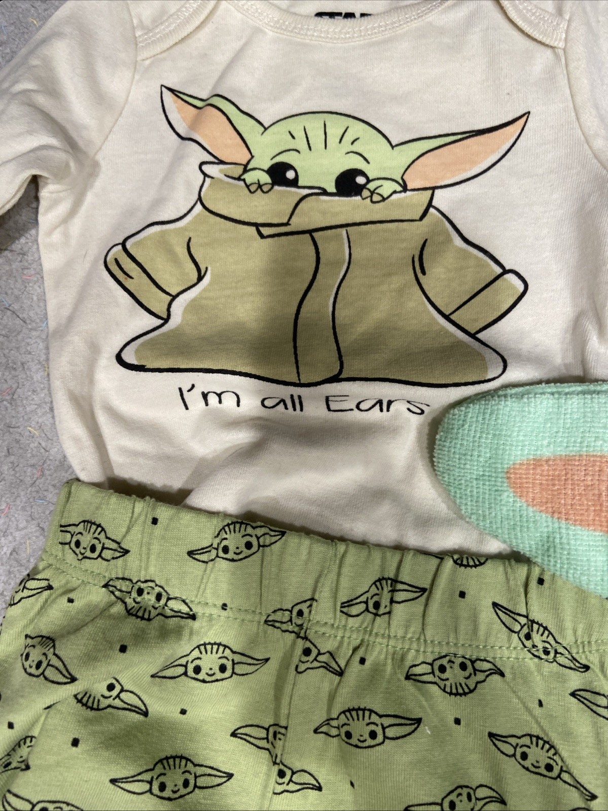 Yoda Newborn Rompers Lot Of 9 ~ One Piece Bodysuits Lot – Star Wars Yoda Towel