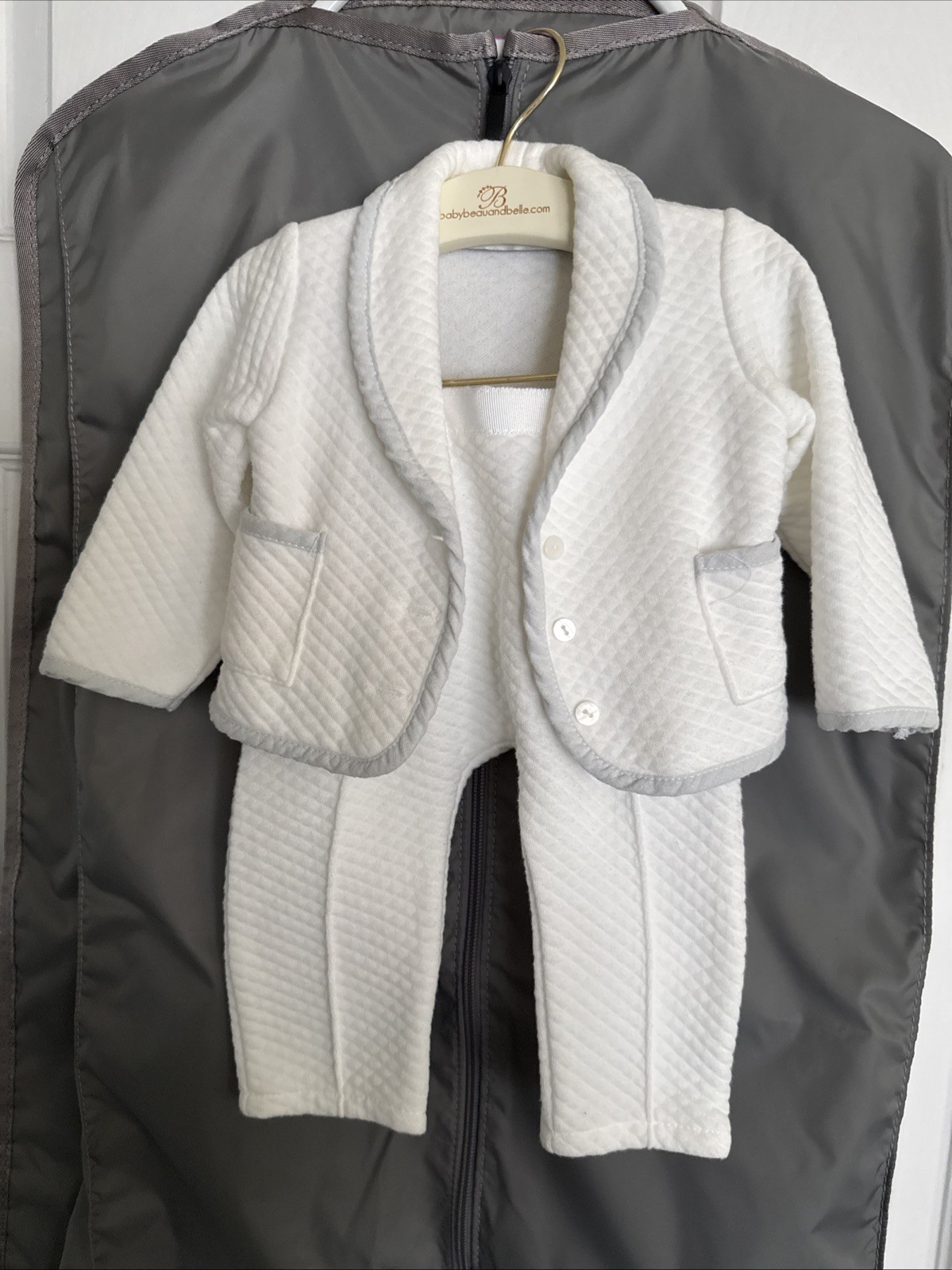 Baby Beau & Belle 2 Pc Set 6-9M White Quilted Jacket & Pants USA w/hanger