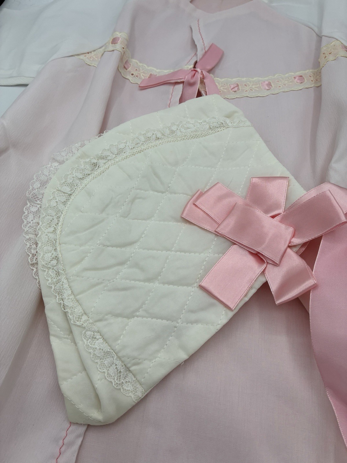 Vintage Baby Daygown & Quilted Bonnet Set Pink Ribbon Lace Eyelet Newborn 0-3M