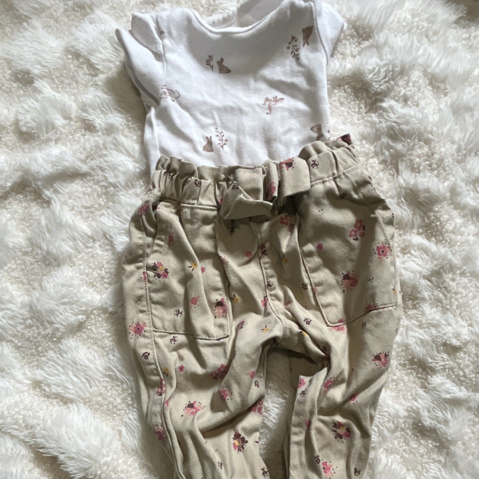 Garanimals Carter’s 0-3M Beige Pink Animal Floral Bodysuit Pants Set