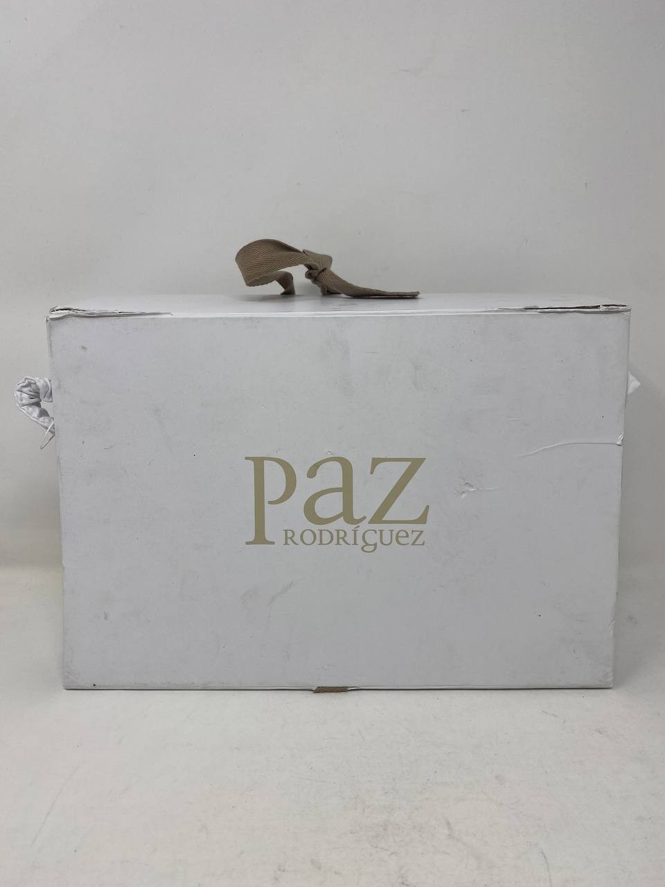 Paz Rodriguez 100% Cotton Women Inside Carrycot Made in Spain Used Travel White
