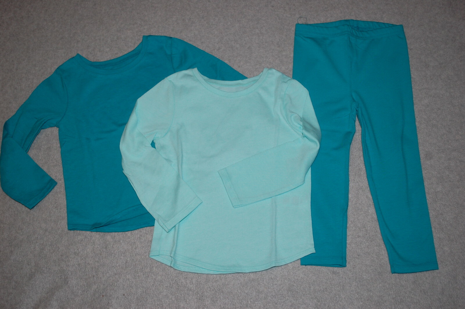 Toddler Girls 2 L/S T-SHIRTS Round Hem MINT GREEN Dark Teal Blue Leggings 3T