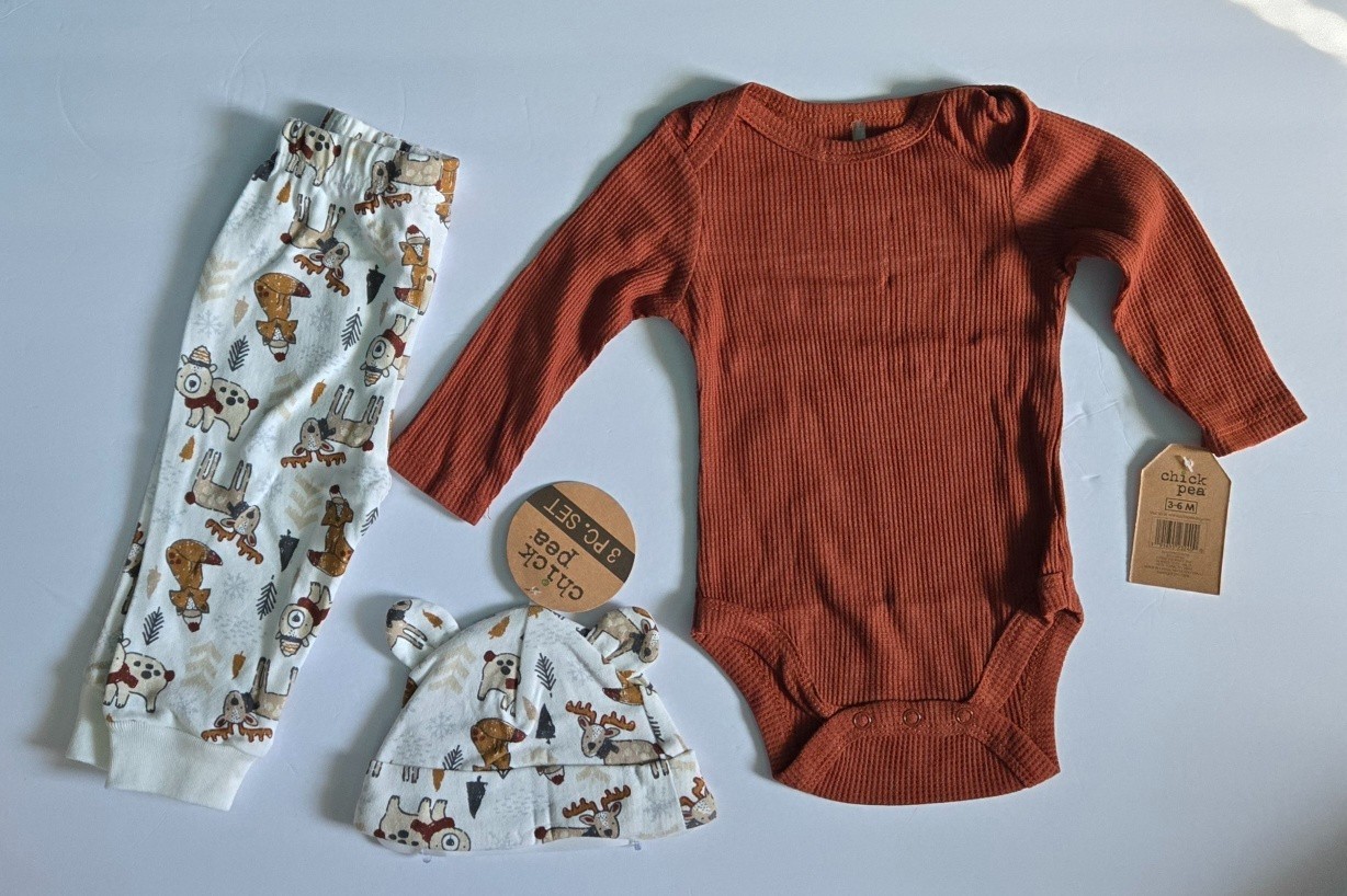 Chick Pea 3-Piece Baby Outfit Long Sleeved Ribbed Bodysuit Animal Pattern