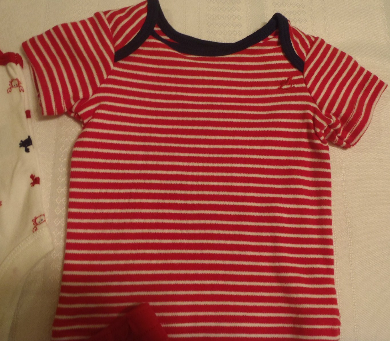 FADED GLORY Newborn or 0-3 Month Bodysuit Shirt Shorts Organic Cotton Outfit NWT