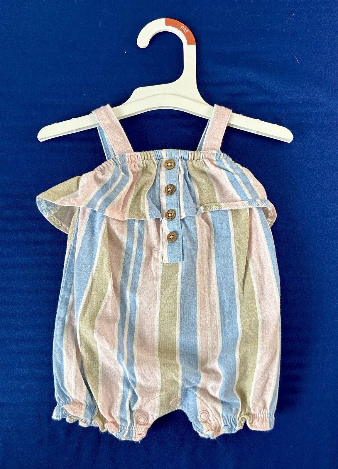 Huge Lot Baby Girls Clothes Newborn NEW & EUC Summer Dress Carters NIKE outfits